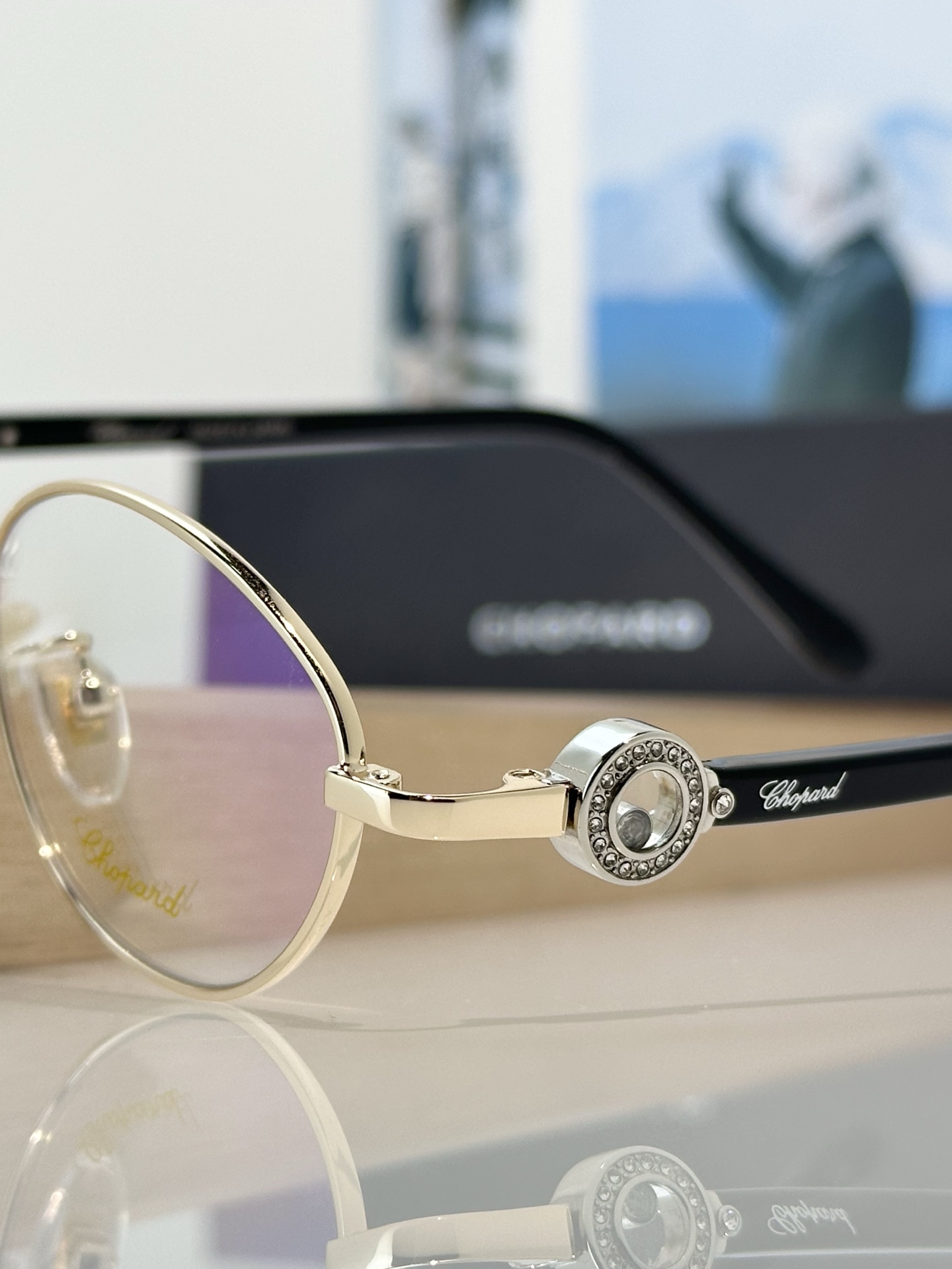 Designer Sunglasses VCHL65J