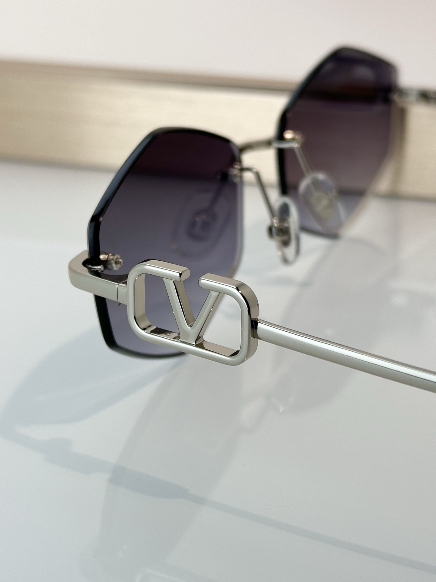 Designer Sunglasses VLS-187