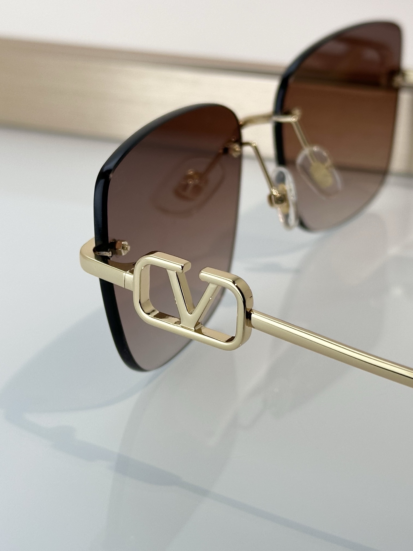 Designer Sunglasses VLS-189
