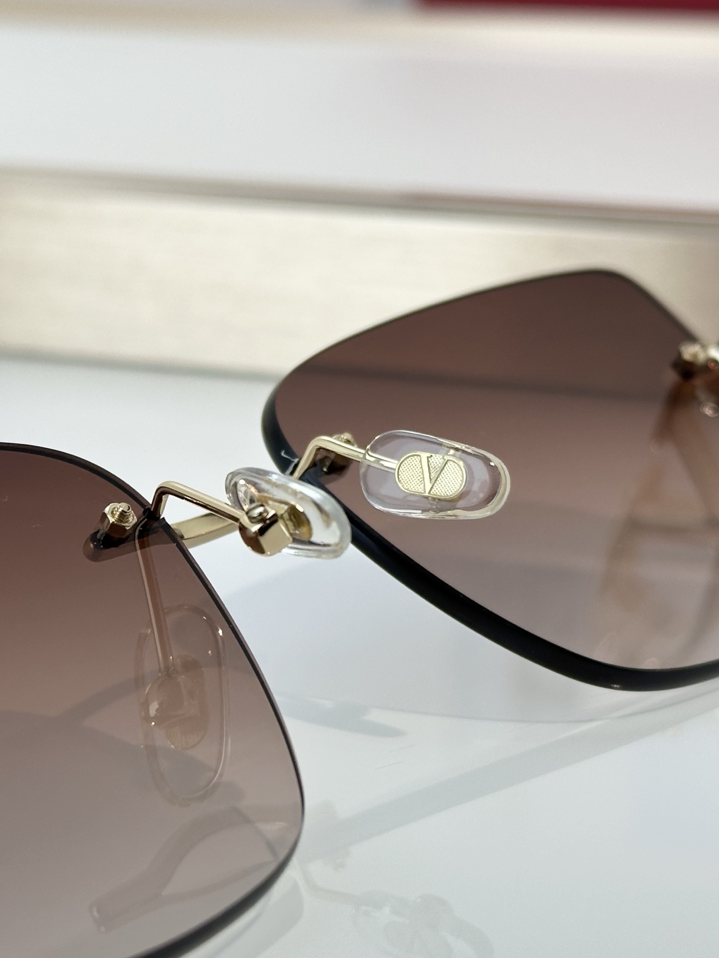 Designer Sunglasses VLS-189