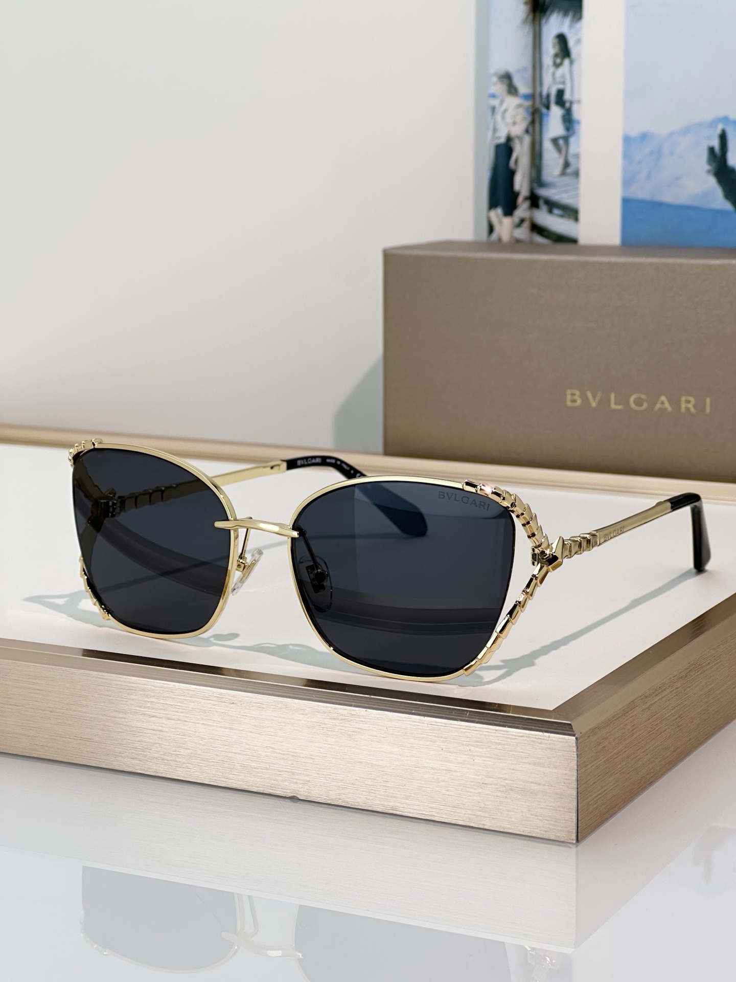 Bvlgari Sunglasses BV40081U