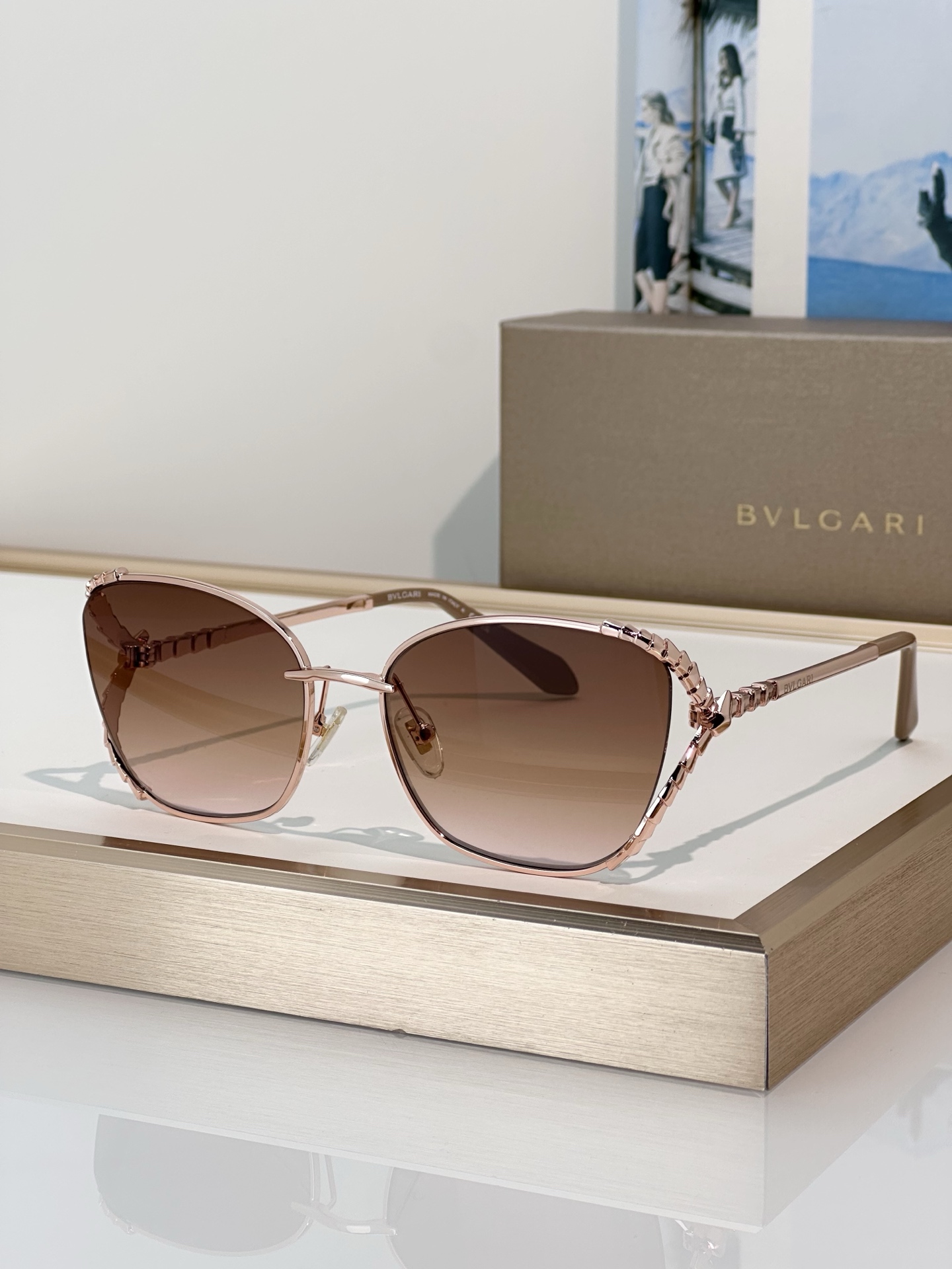 Bvlgari Sunglasses BV40081U