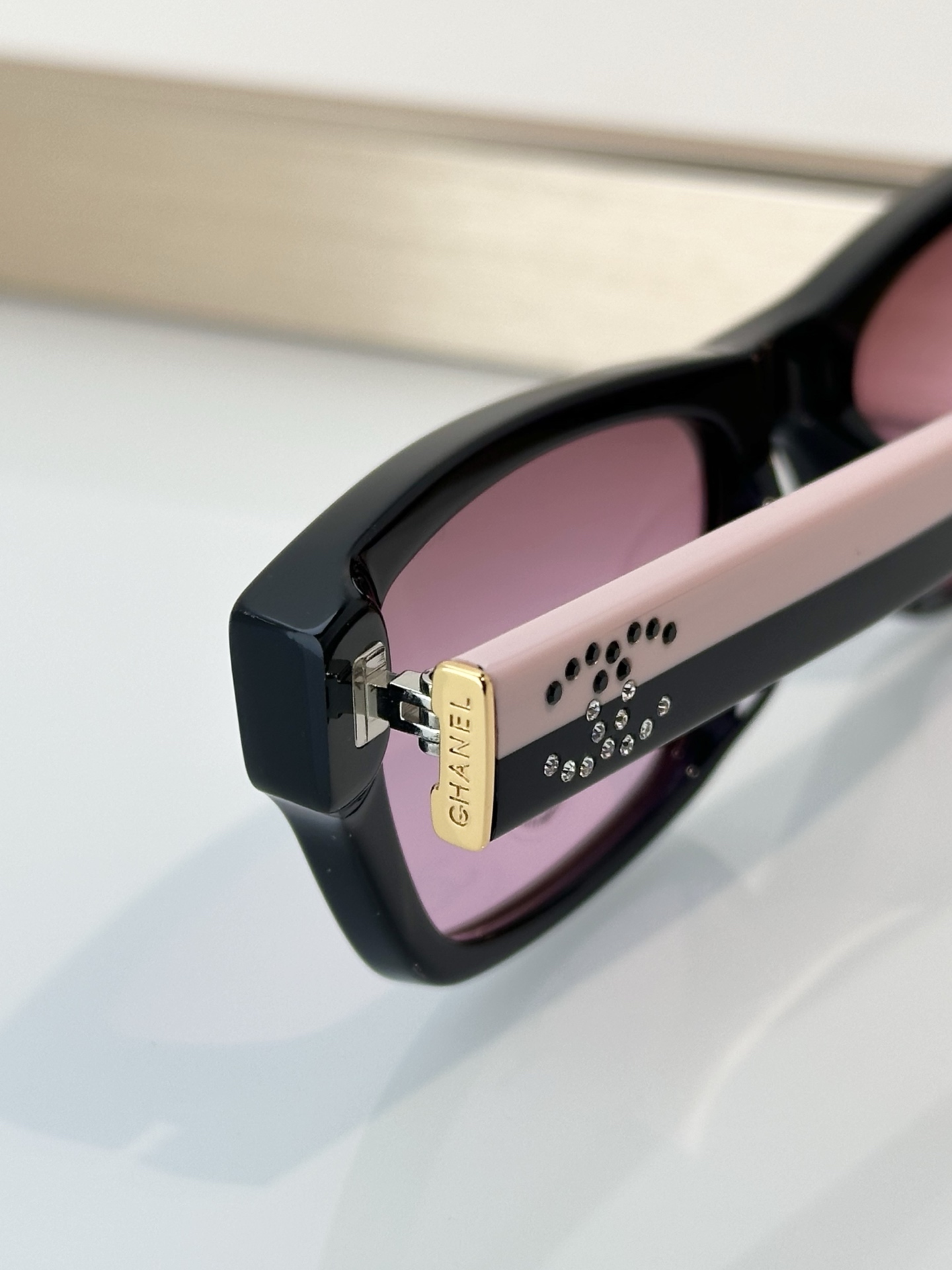Chanel Sunglasses CH5561B