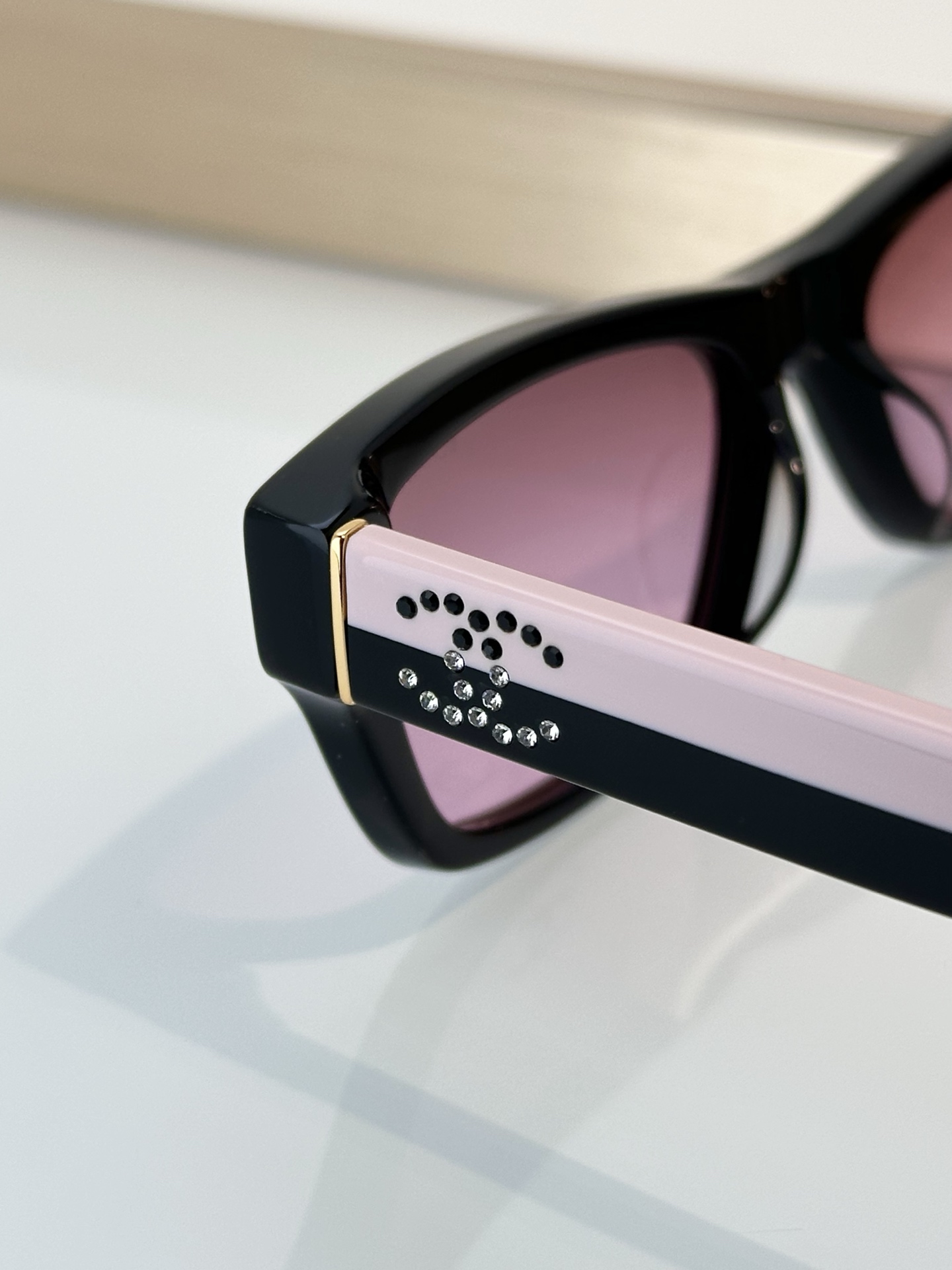 Chanel Sunglasses CH5561B