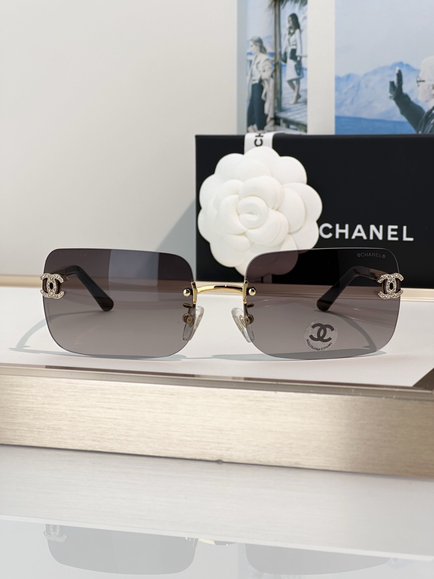 Chanel Sunglasses CH4218