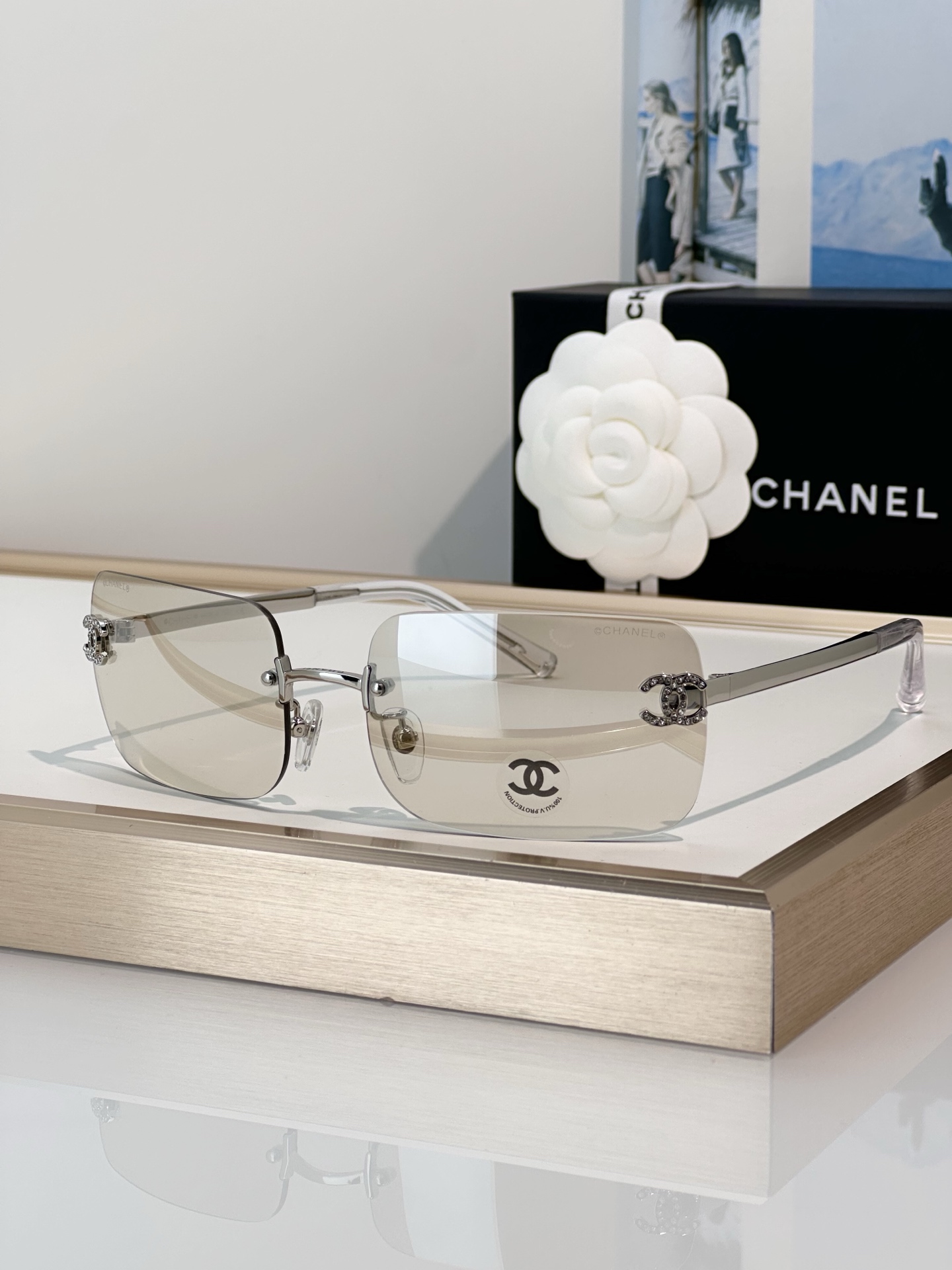 Chanel Sunglasses CH4218