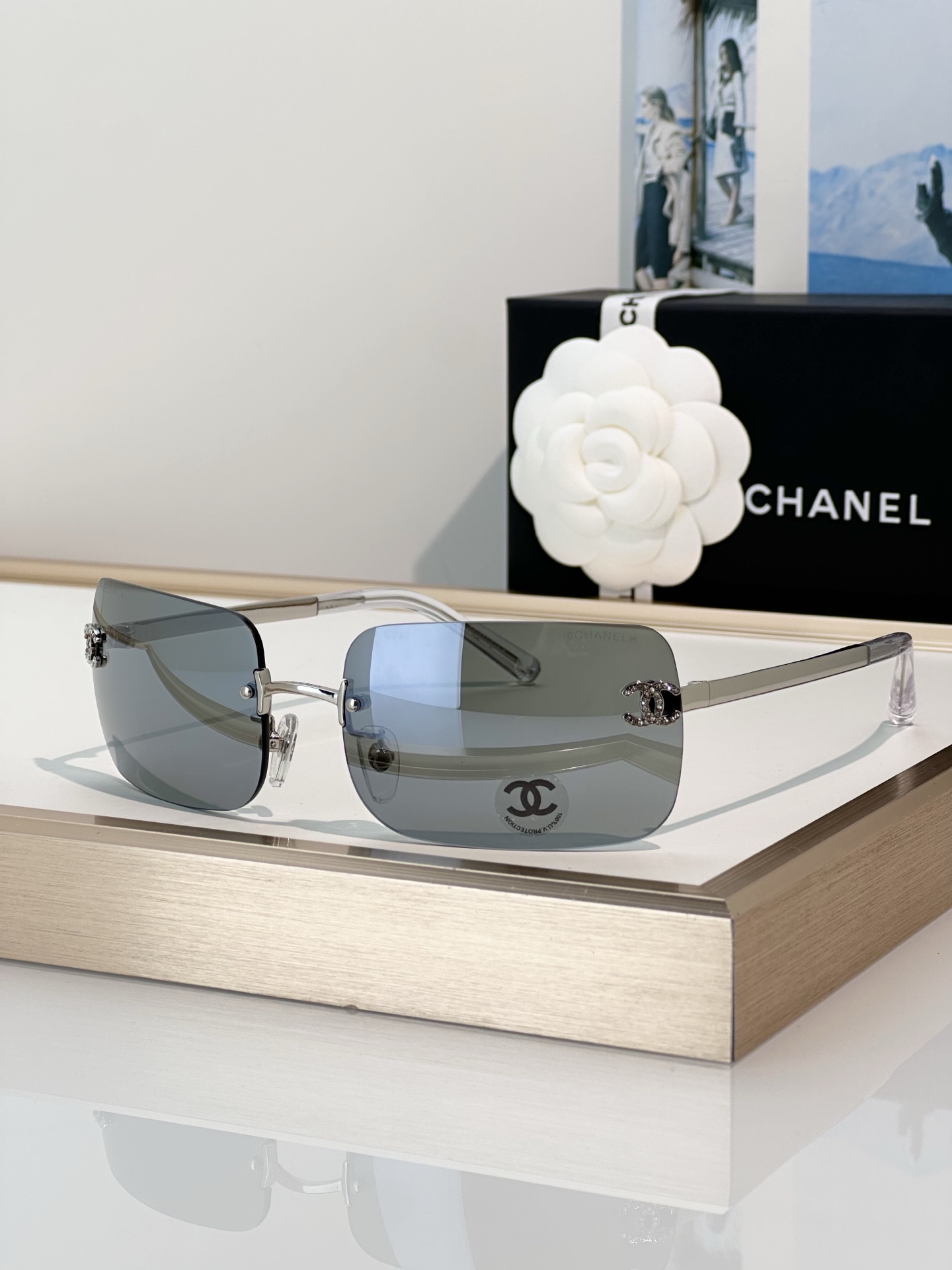 Chanel Sunglasses CH4218