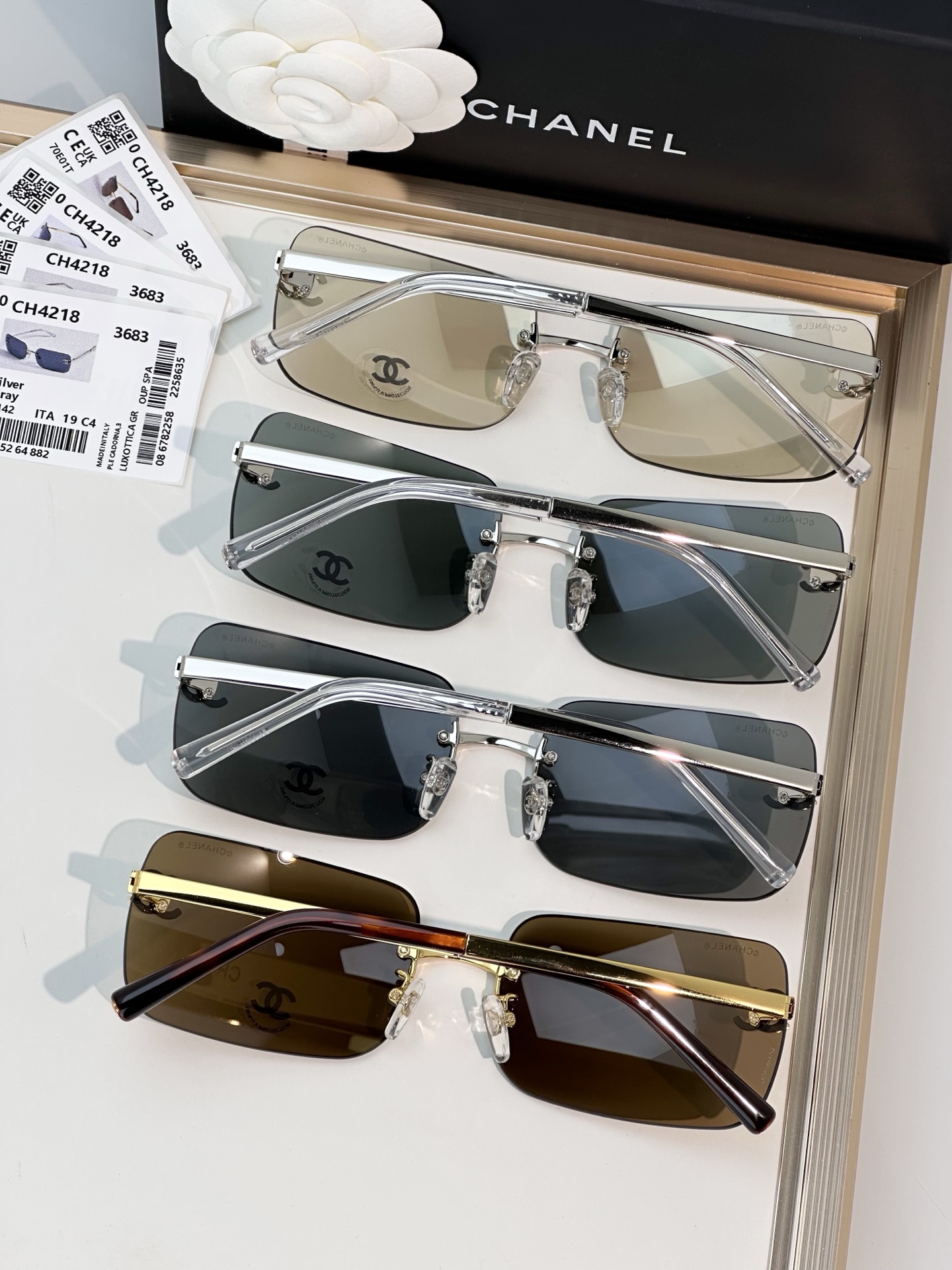 Chanel Sunglasses CH4218