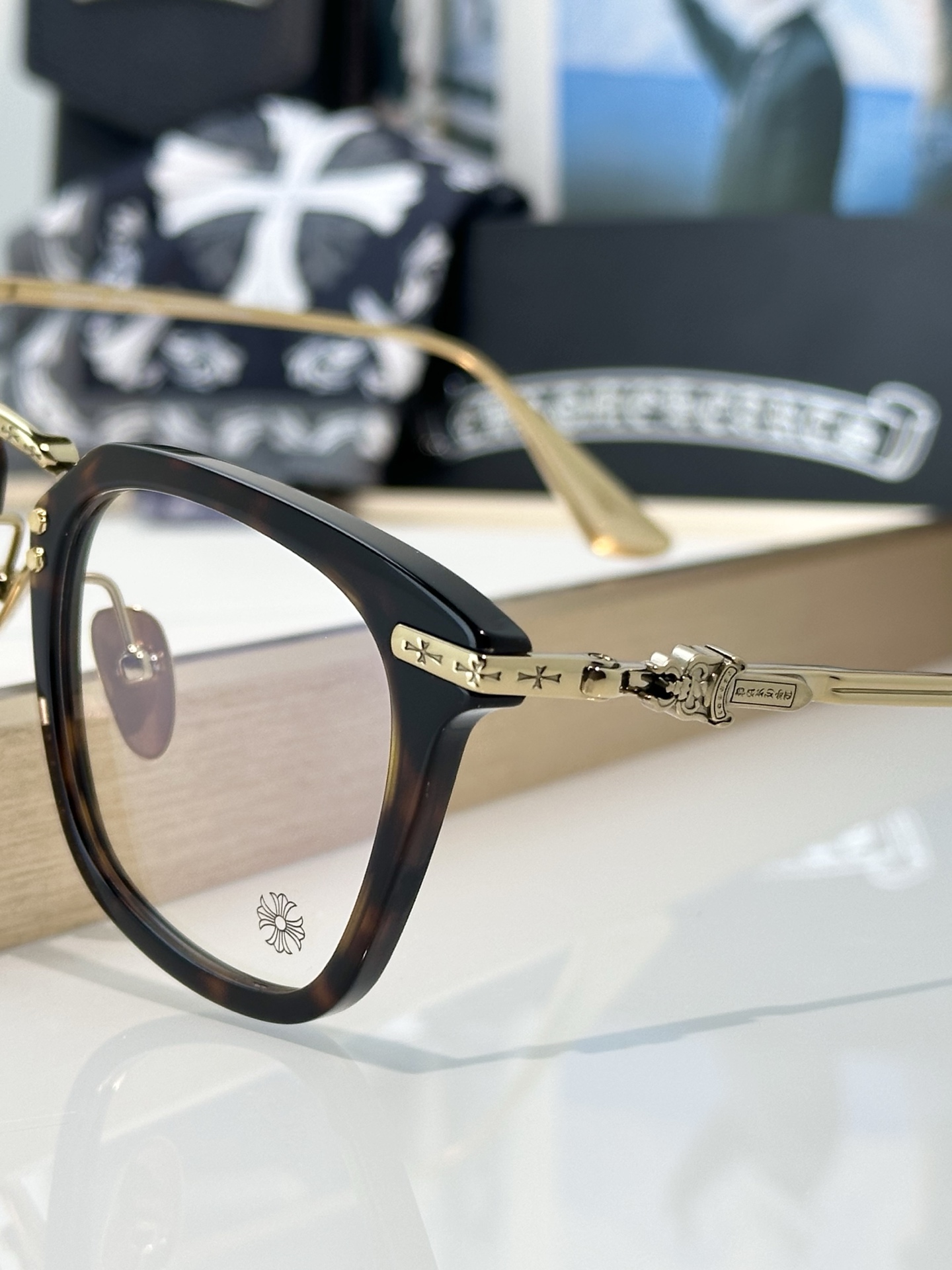 Designer Sunglasses CLOACO