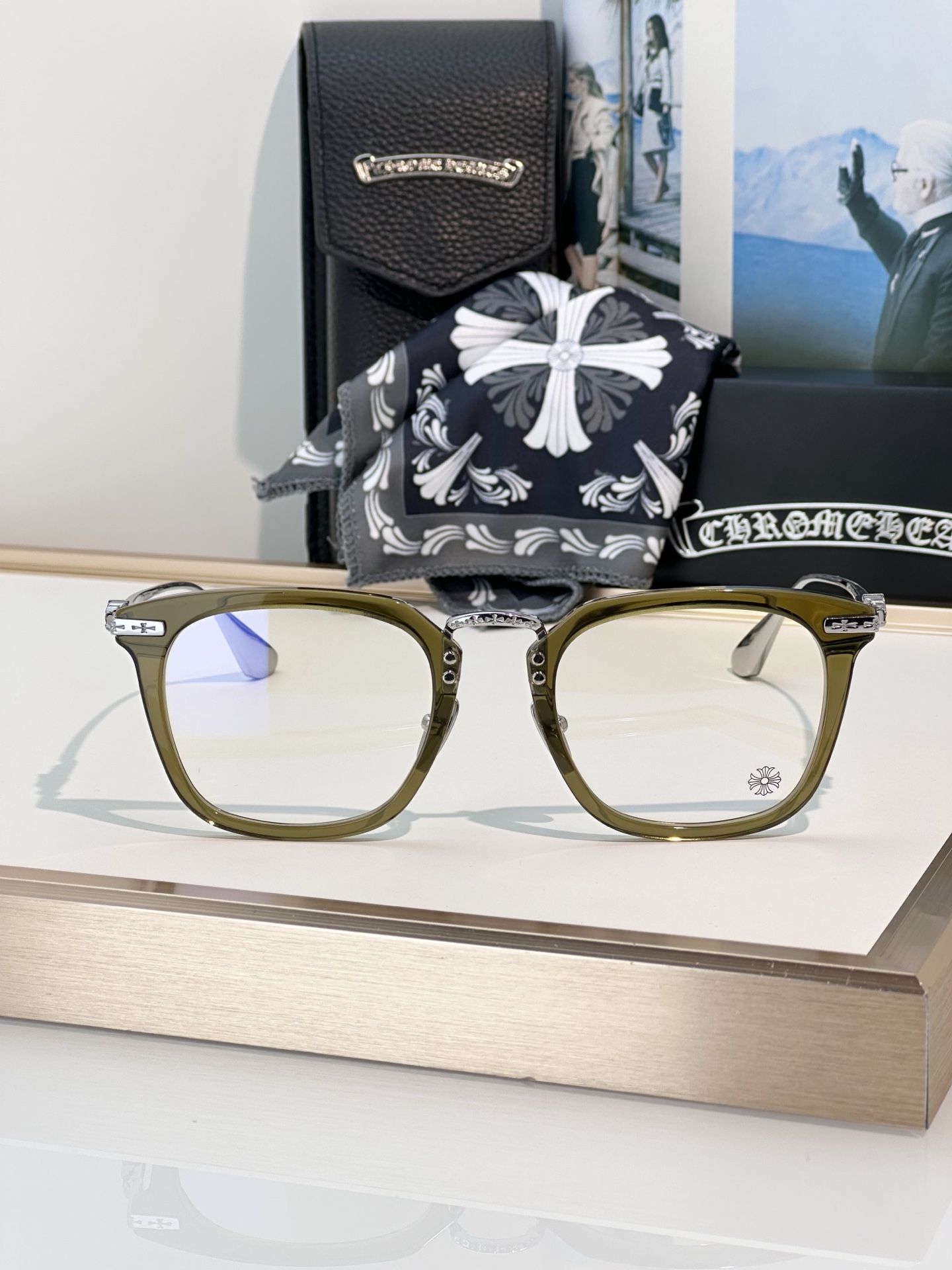 Designer Sunglasses CLOACO