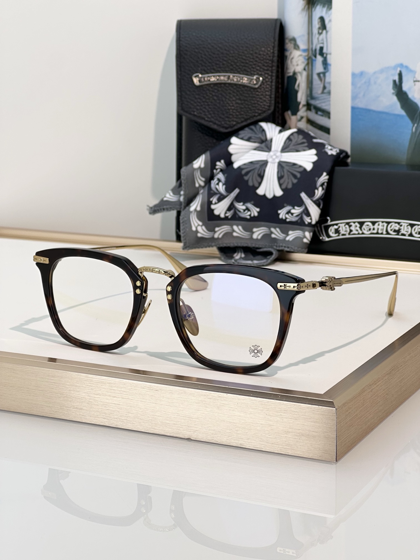 Designer Sunglasses CLOACO