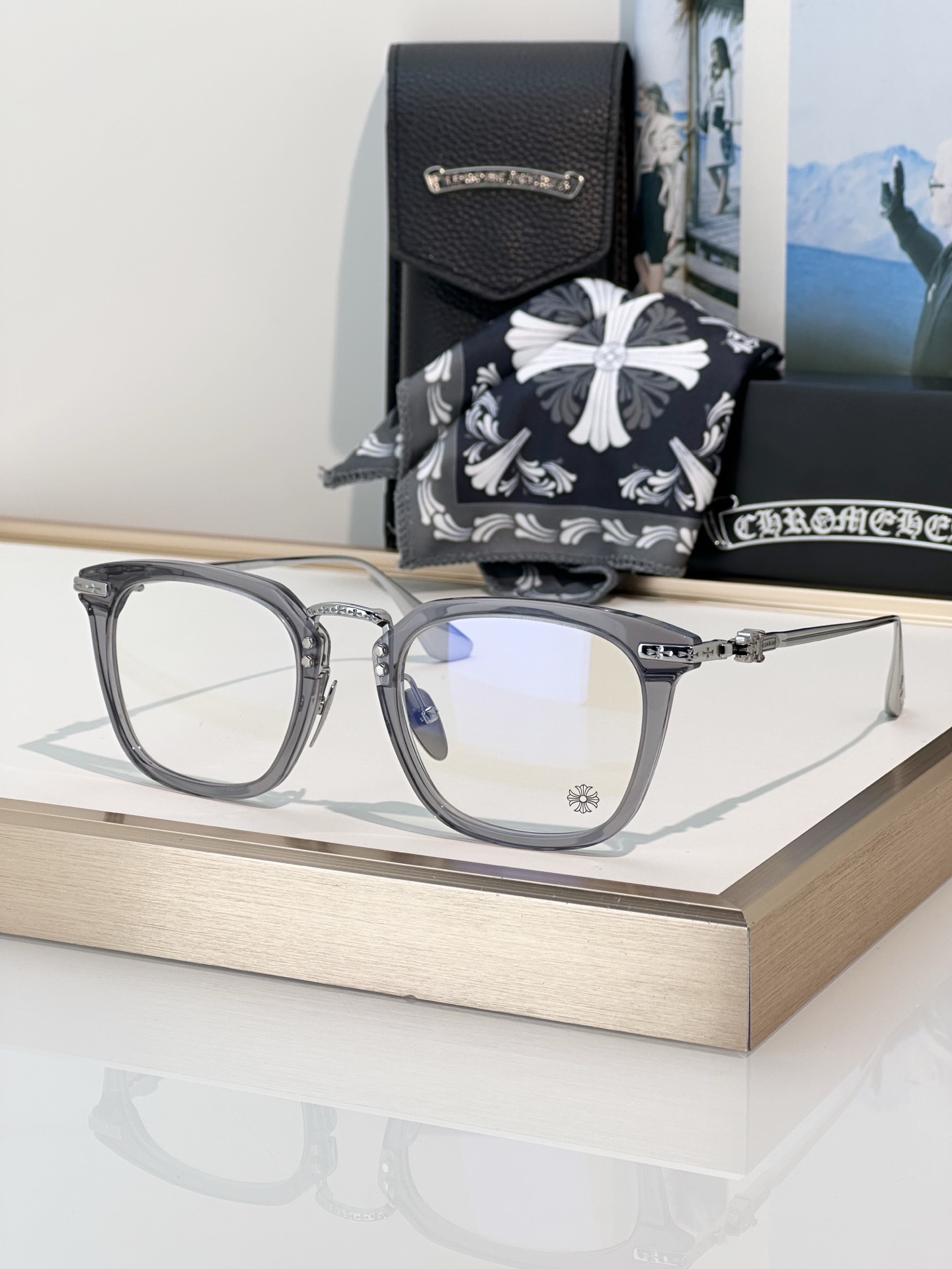 Designer Sunglasses CLOACO