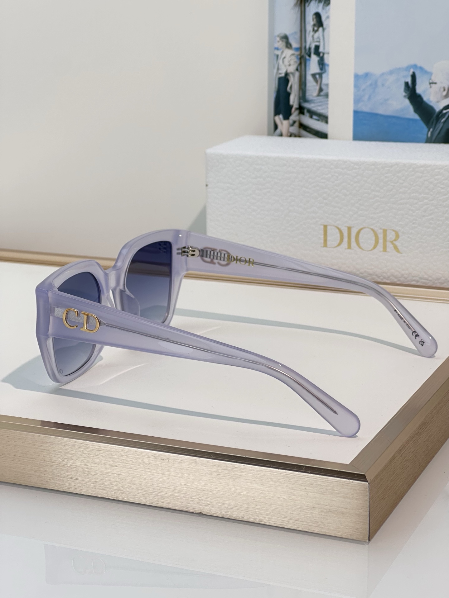Designer Sunglasses Glow