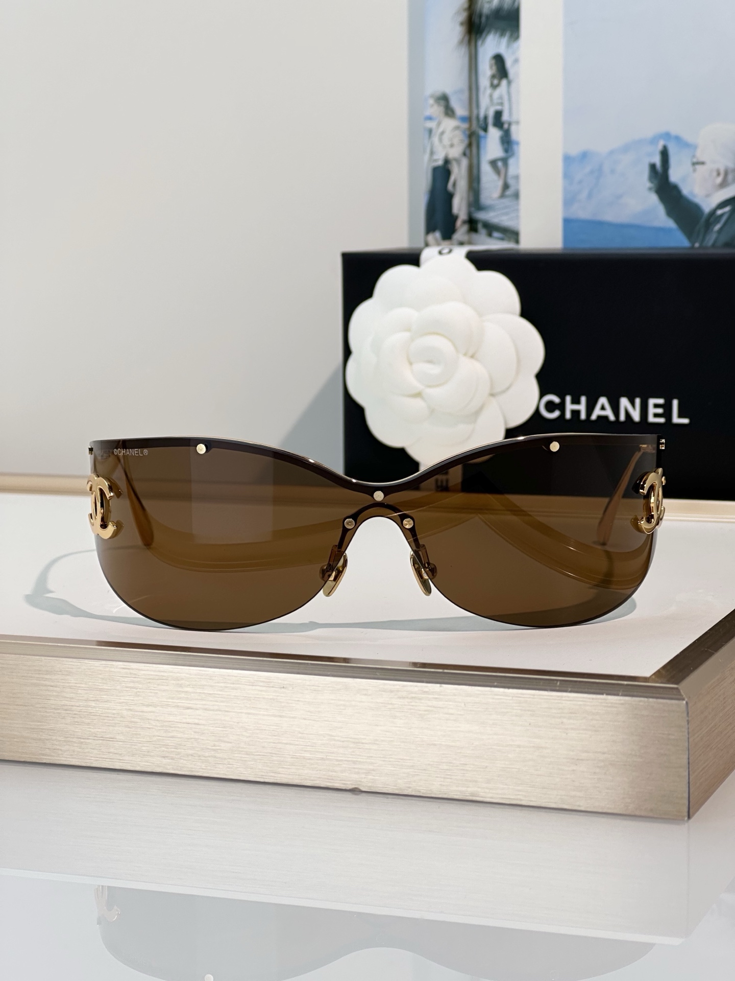 Chanel Sunglasses 9582