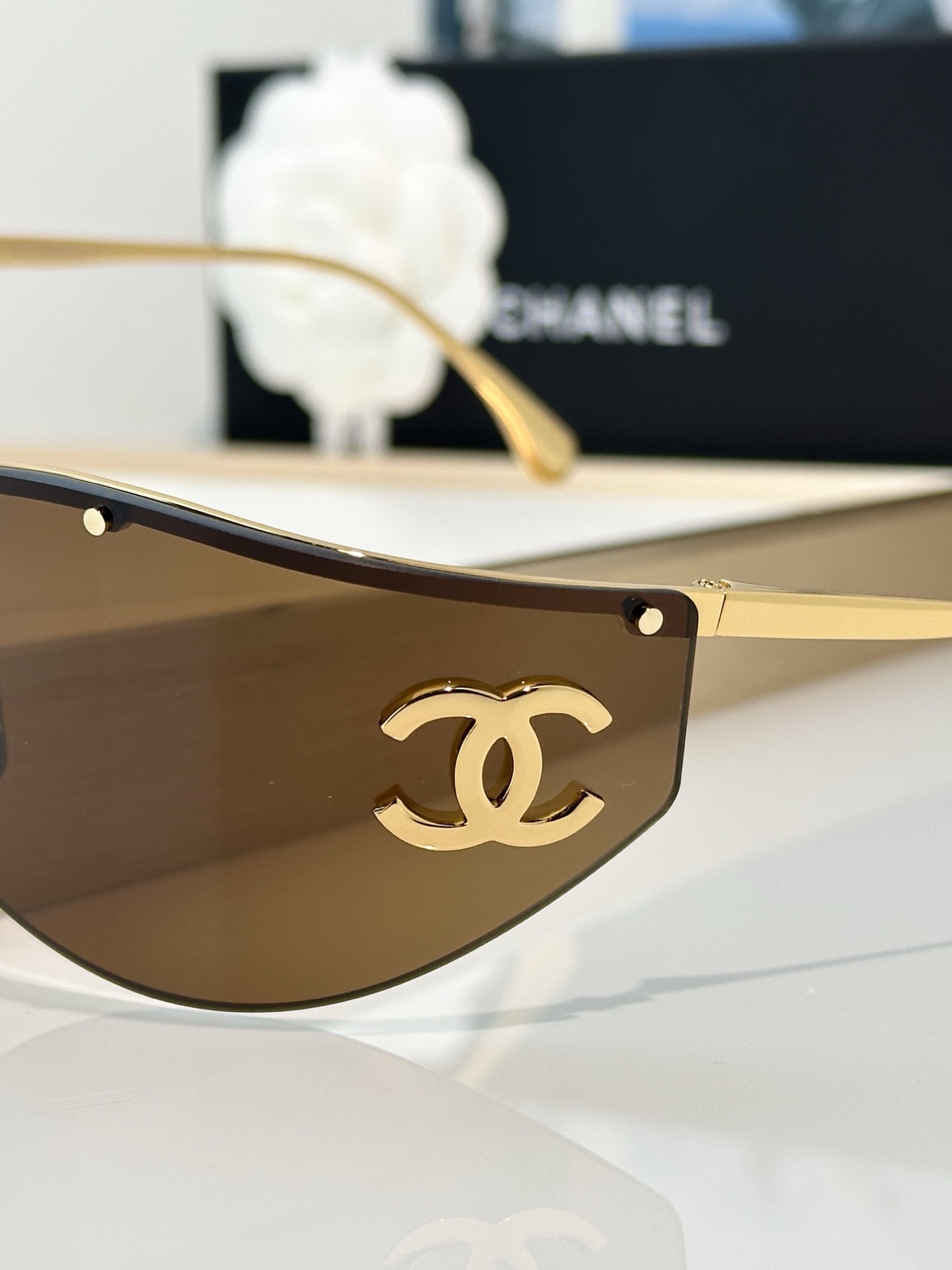 Chanel Sunglasses 9582