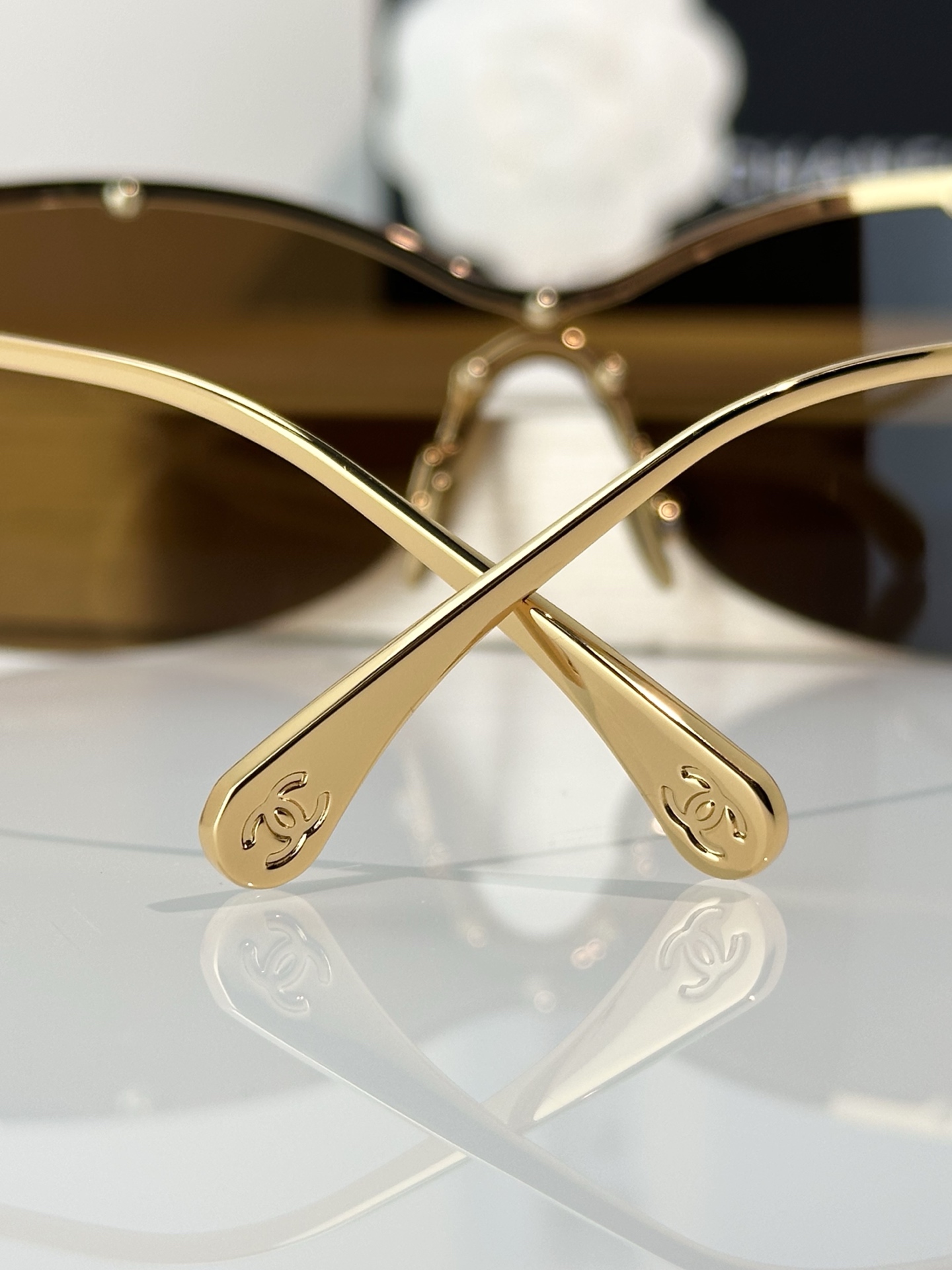 Chanel Sunglasses 9582