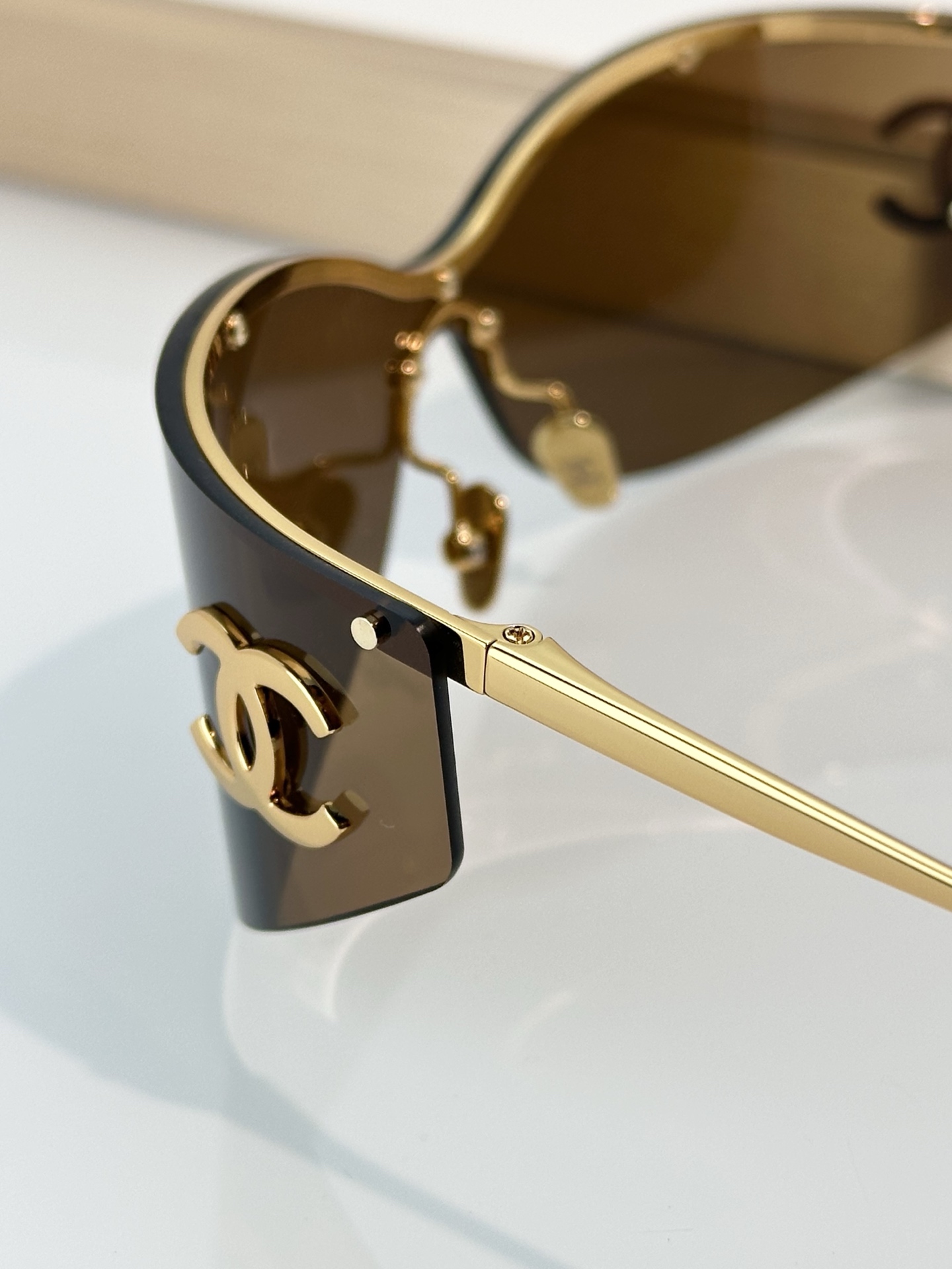 Chanel Sunglasses 9582