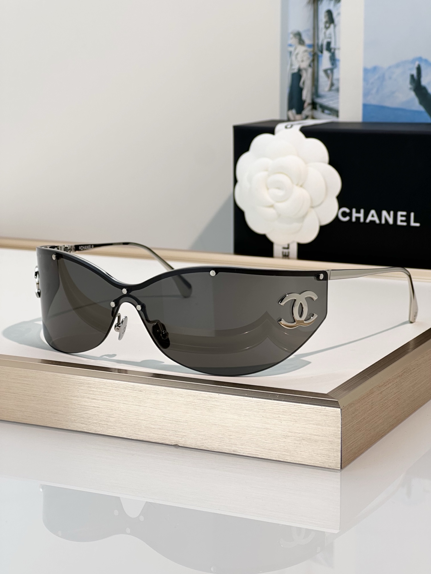 Chanel Sunglasses 9582