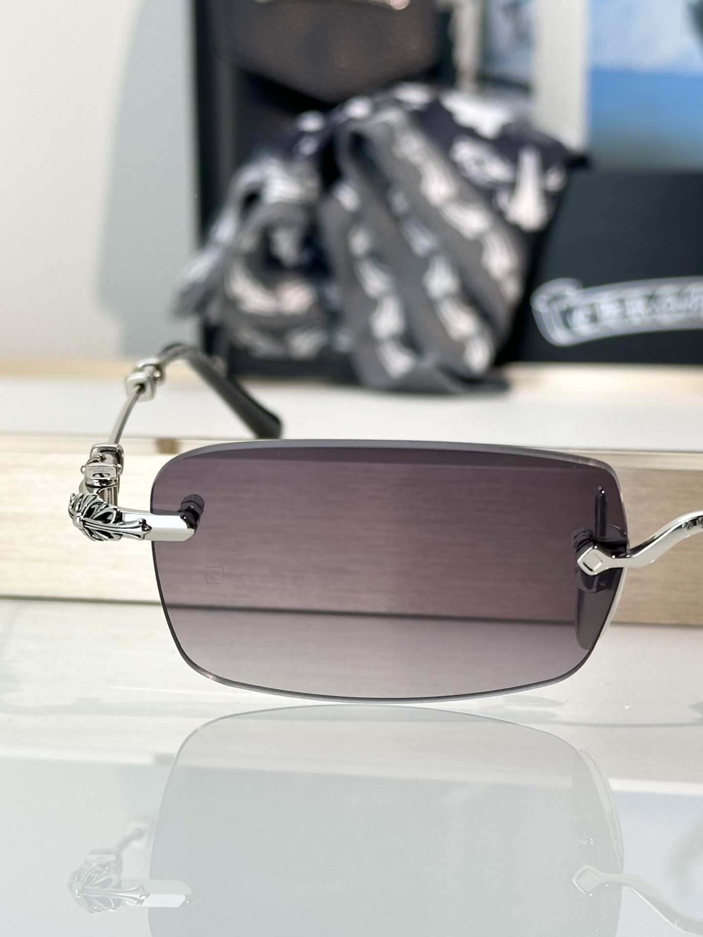 Designer Sunglasses pills