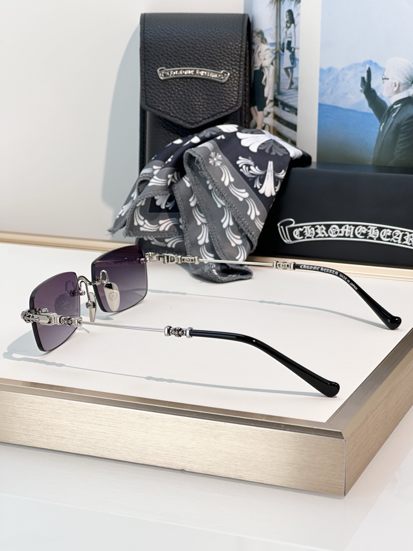 Designer Sunglasses pills