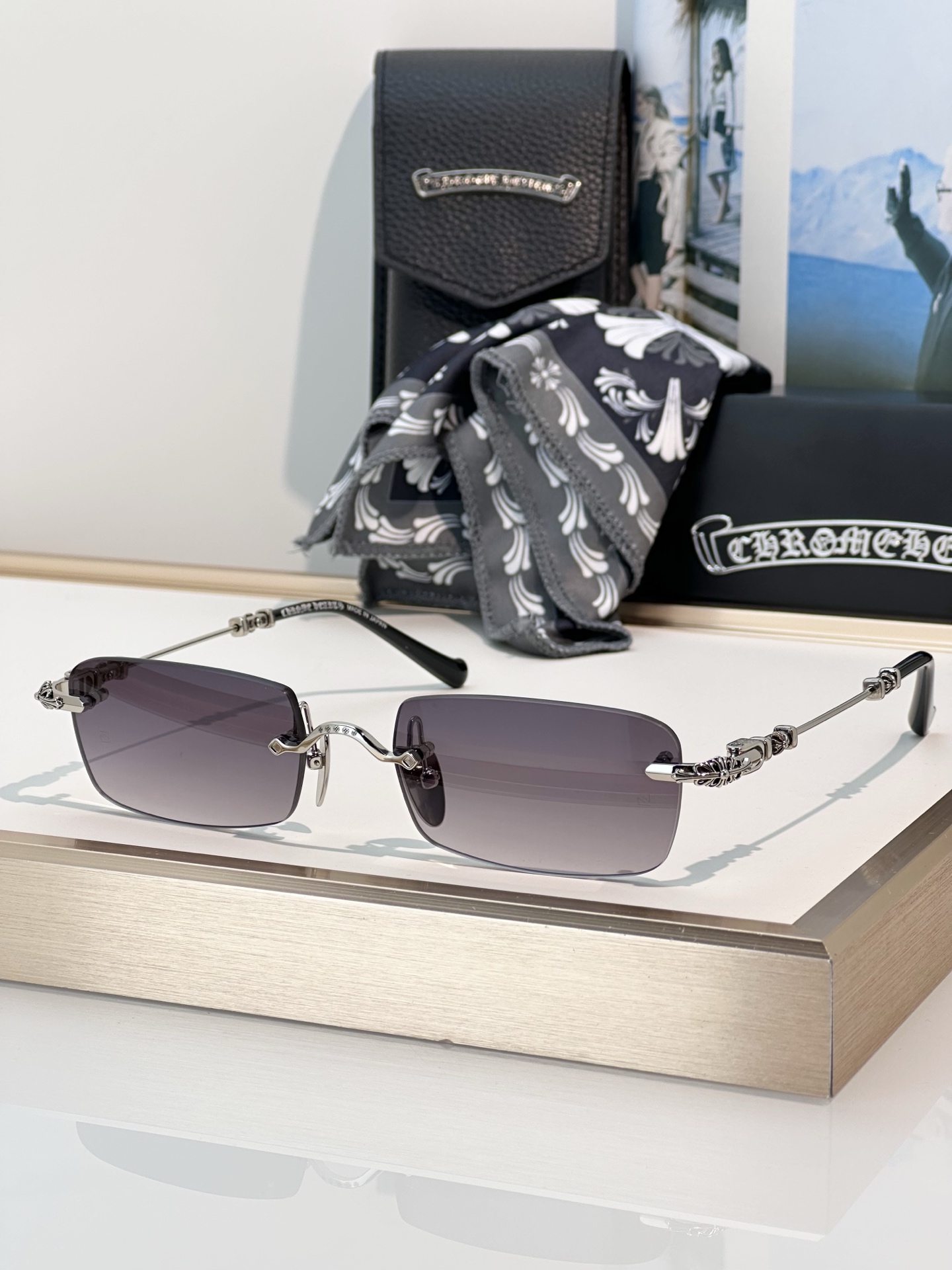 Designer Sunglasses pills