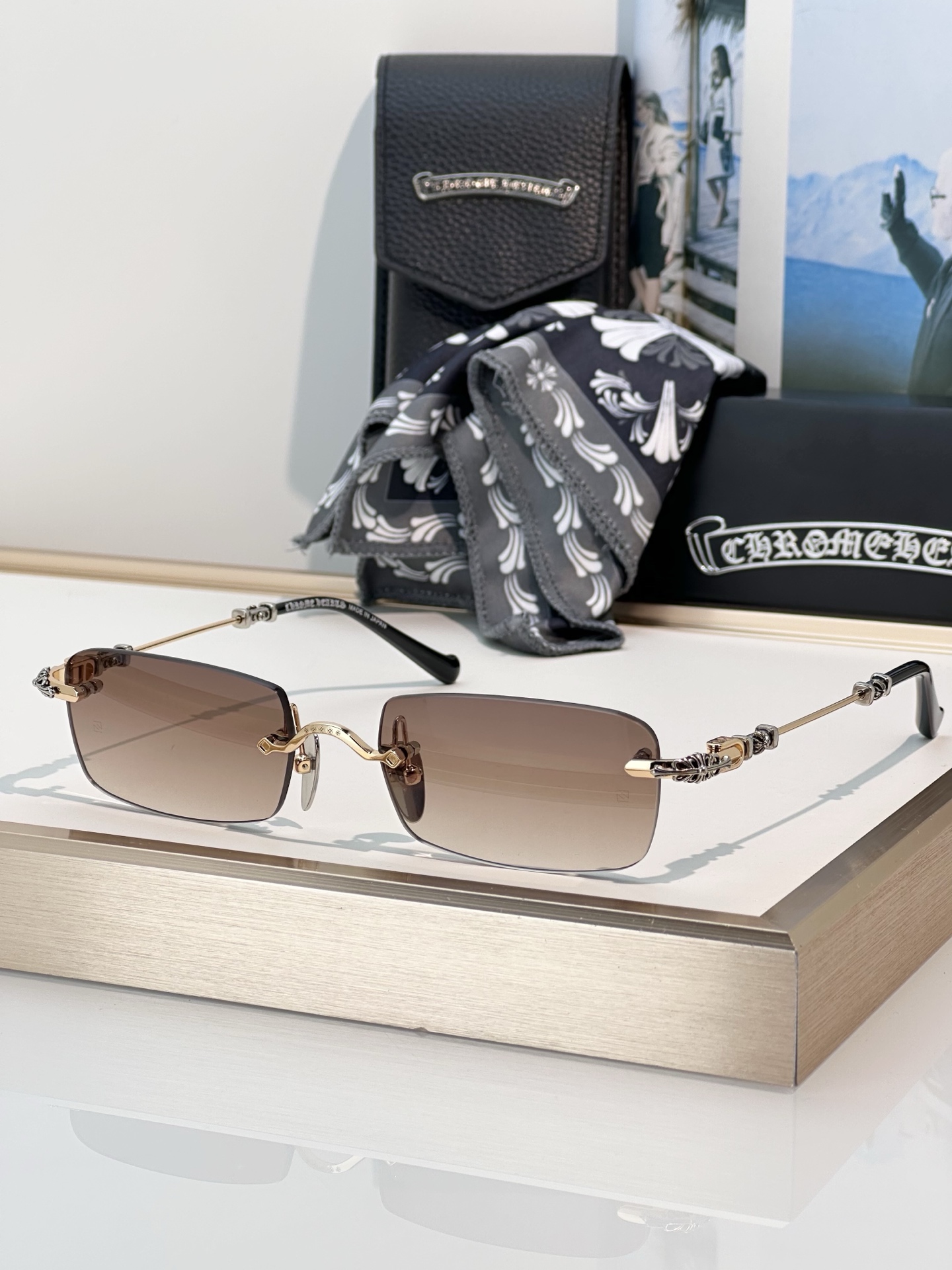 Designer Sunglasses pills