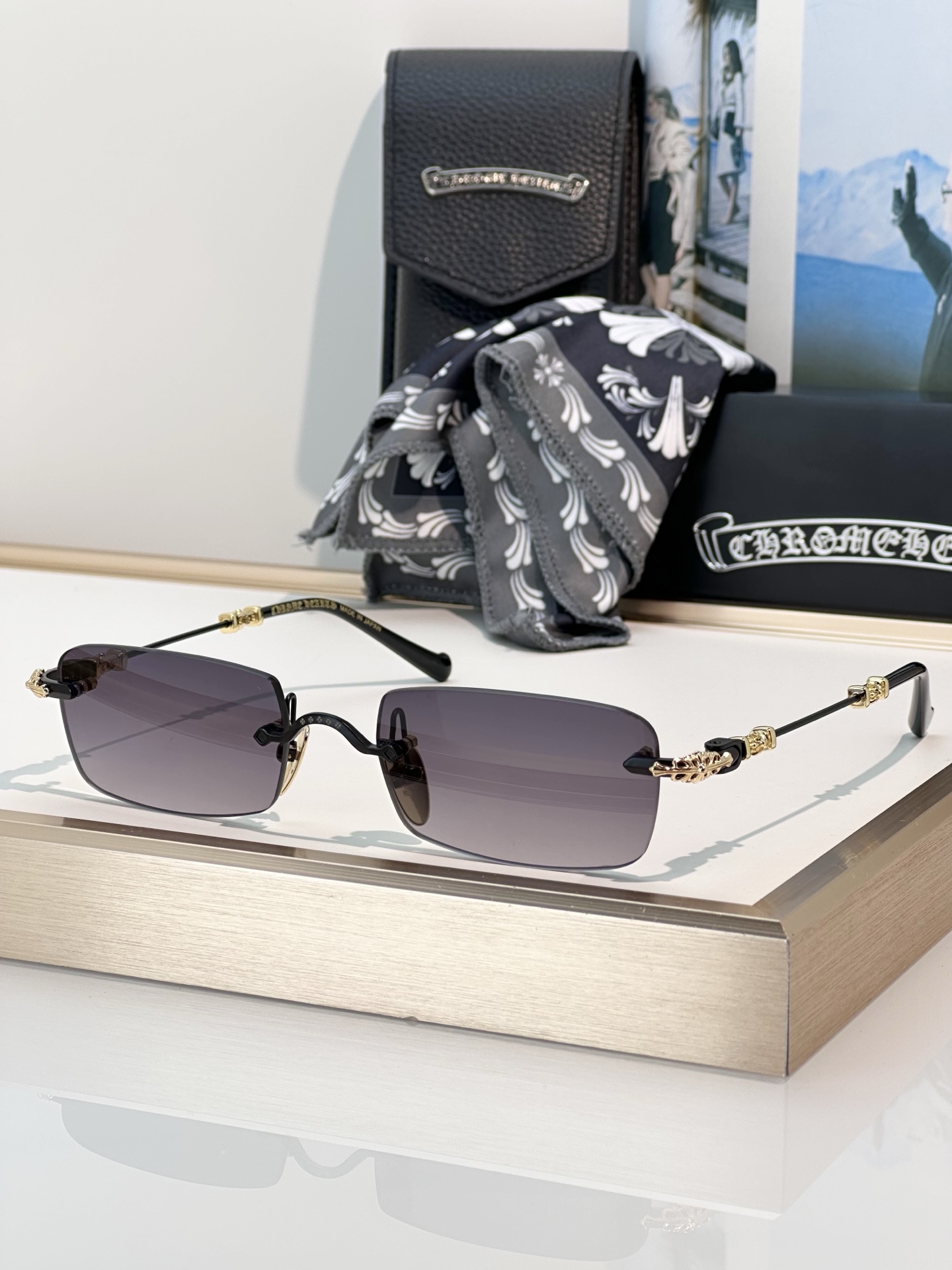 Designer Sunglasses pills