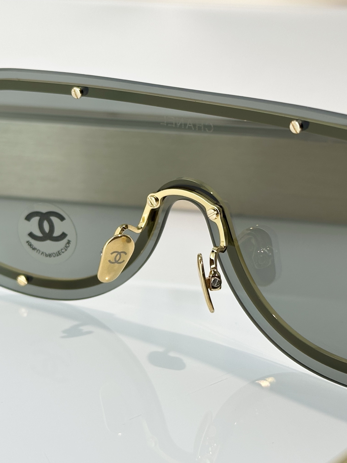 Chanel Sunglasses CH9583