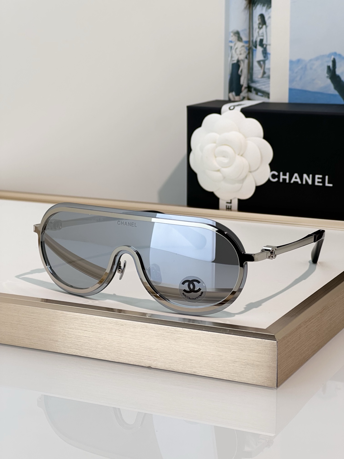 Chanel Sunglasses CH9583