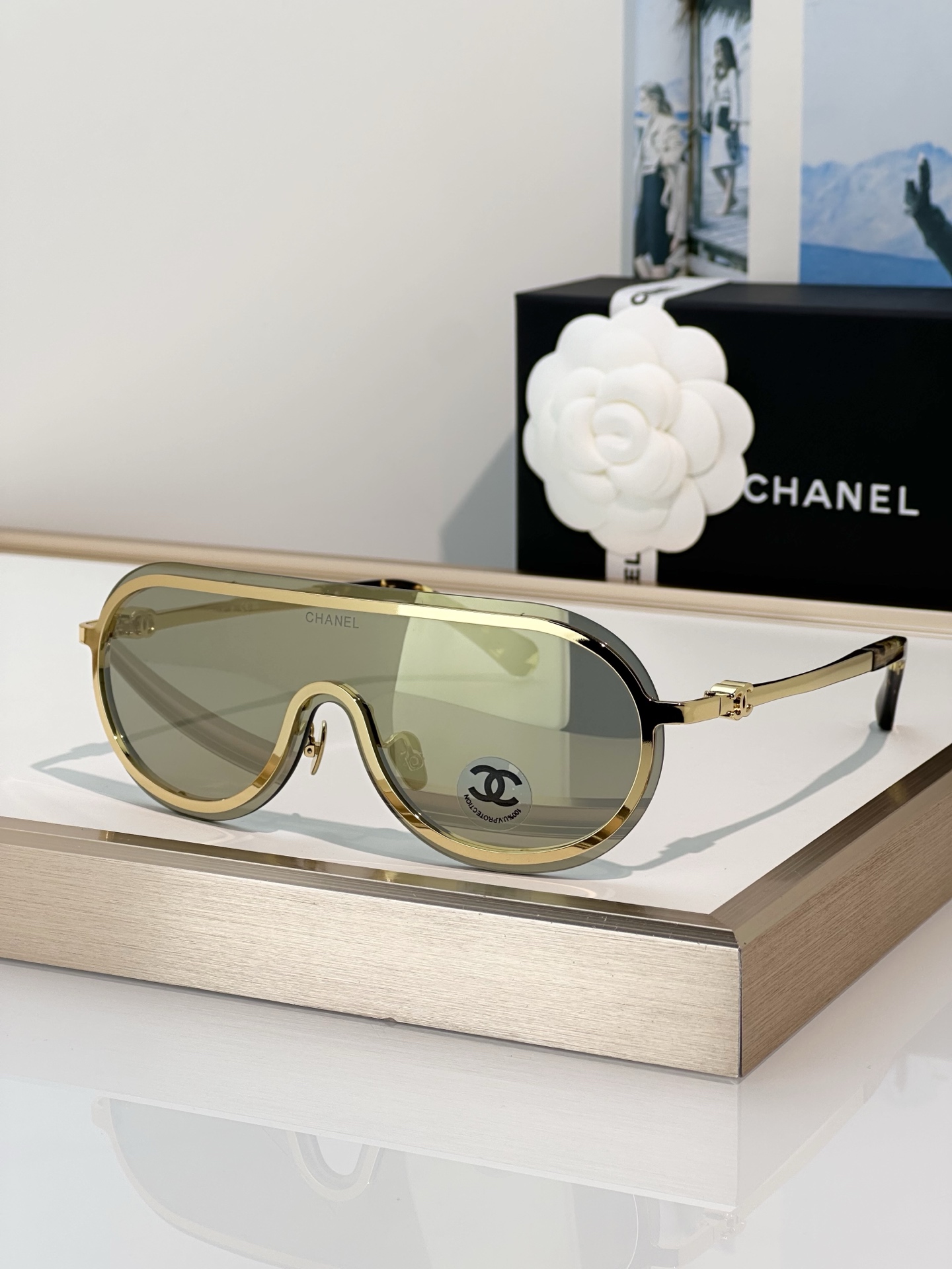 Chanel Sunglasses CH9583