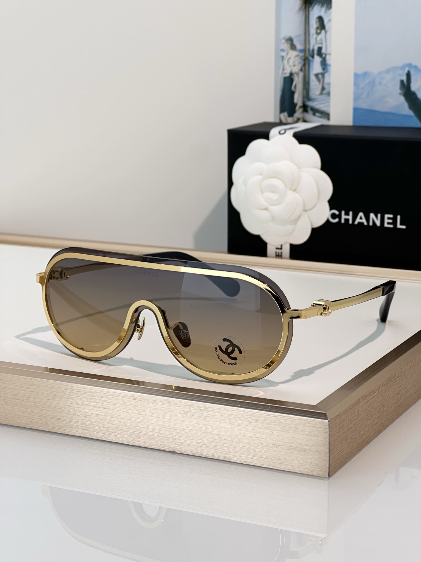 Chanel Sunglasses CH9583