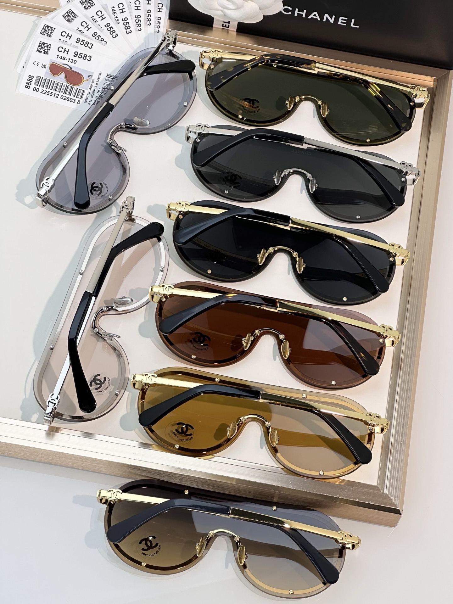 Chanel Sunglasses CH9583