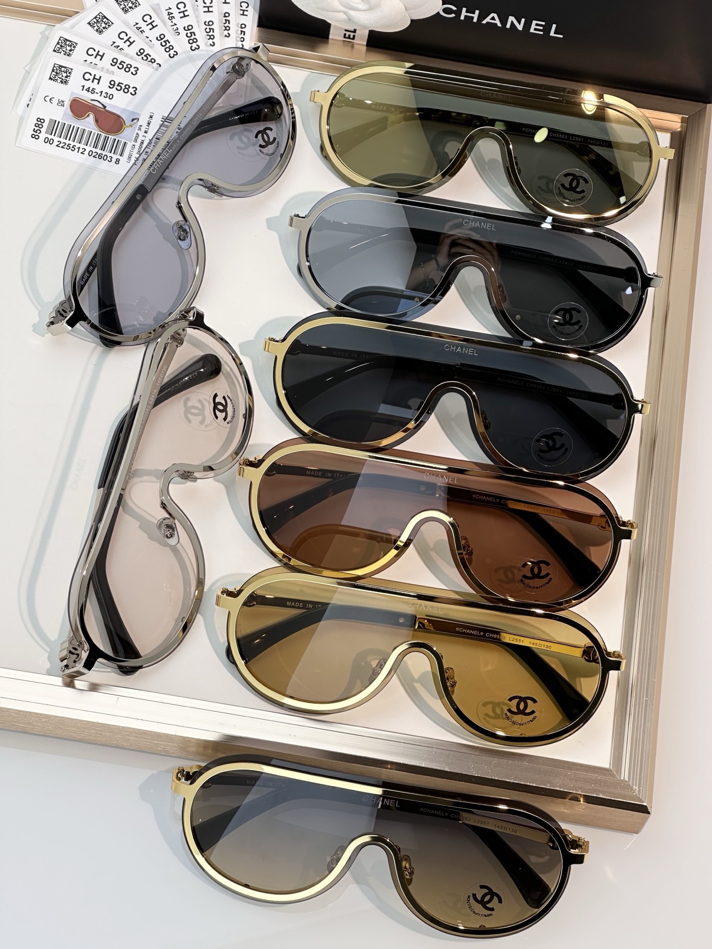 Chanel Sunglasses CH9583