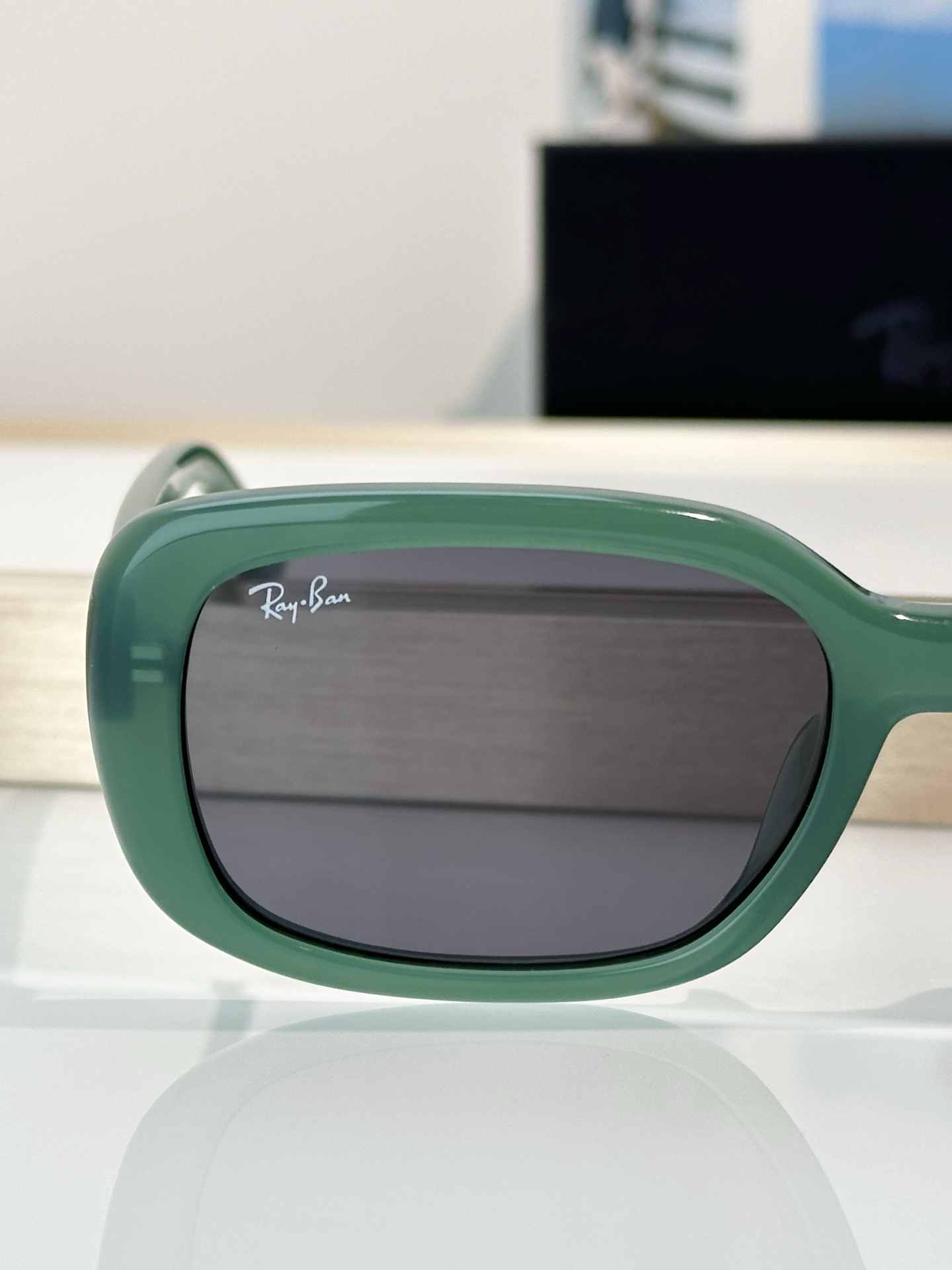 Designer Sunglasses RB4421D