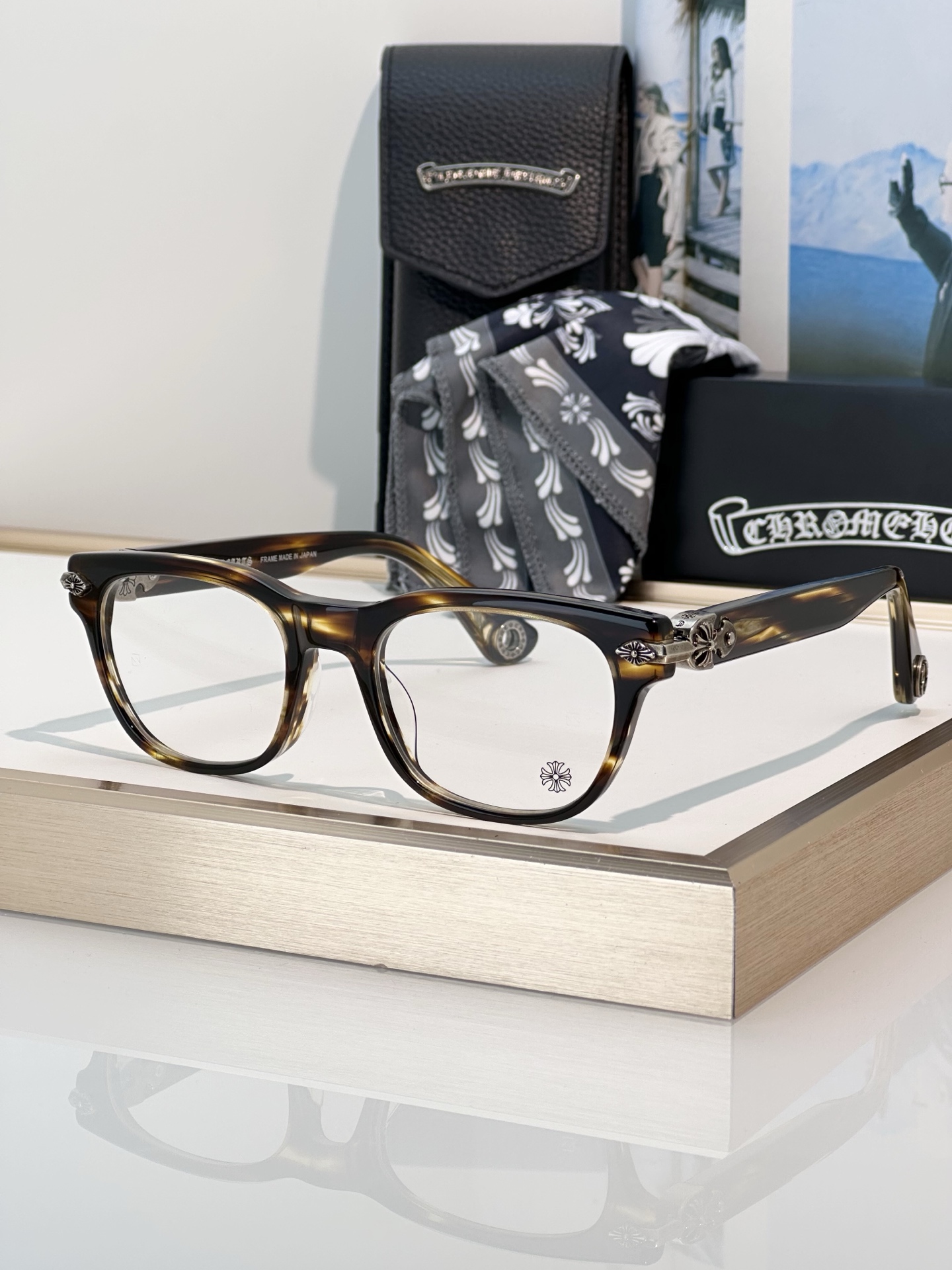 Designer Sunglasses WELL