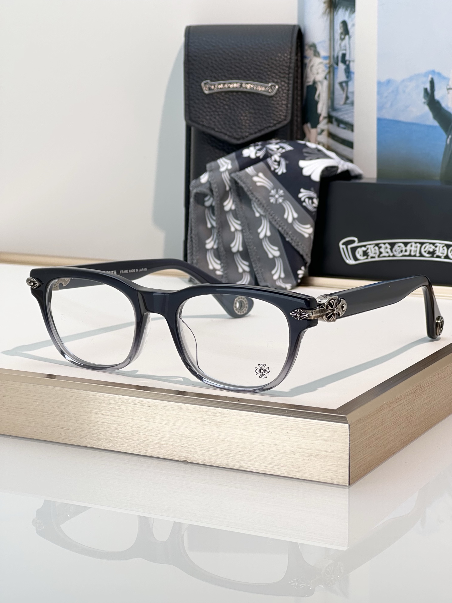 Designer Sunglasses WELL