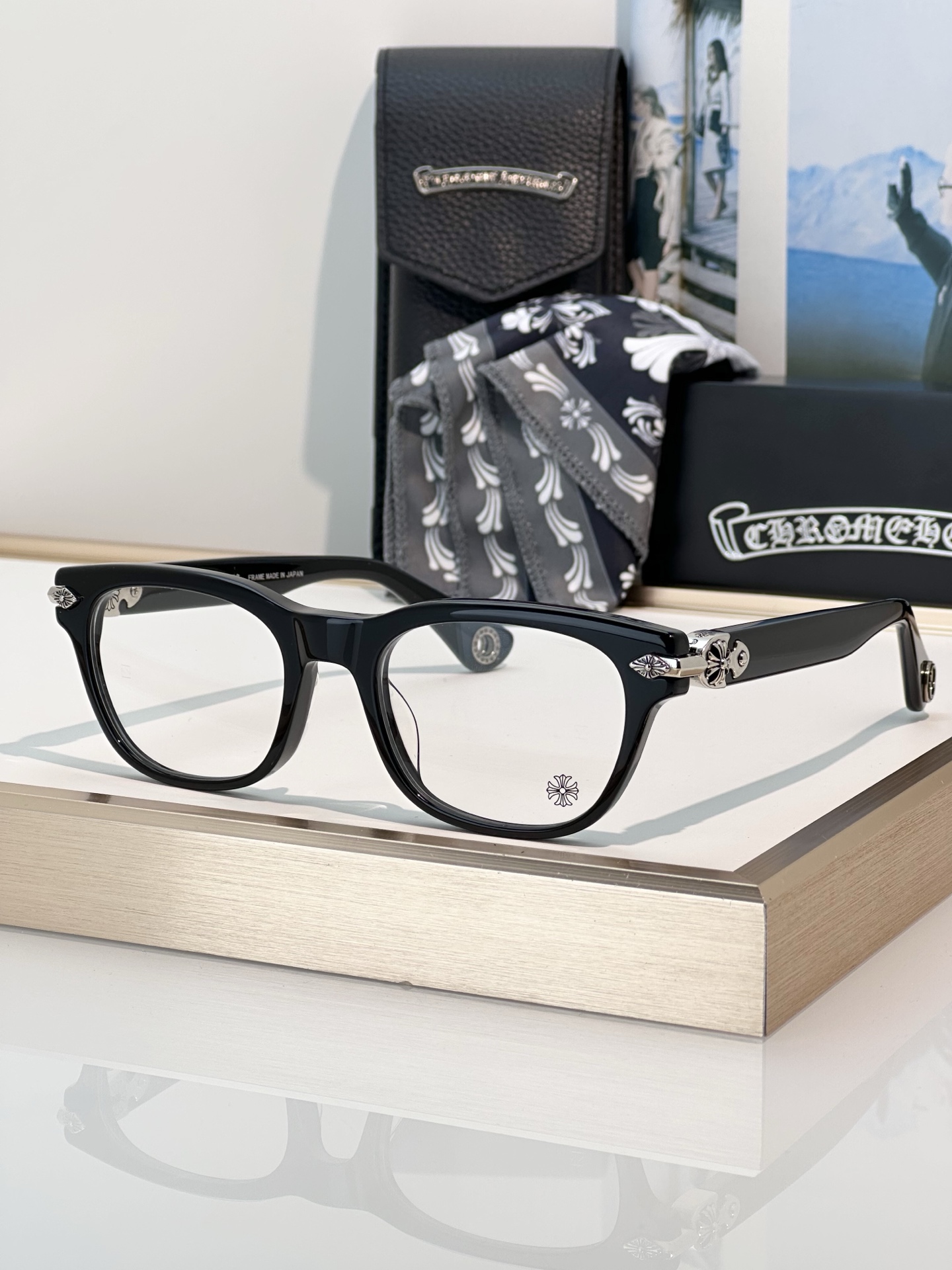 Designer Sunglasses WELL