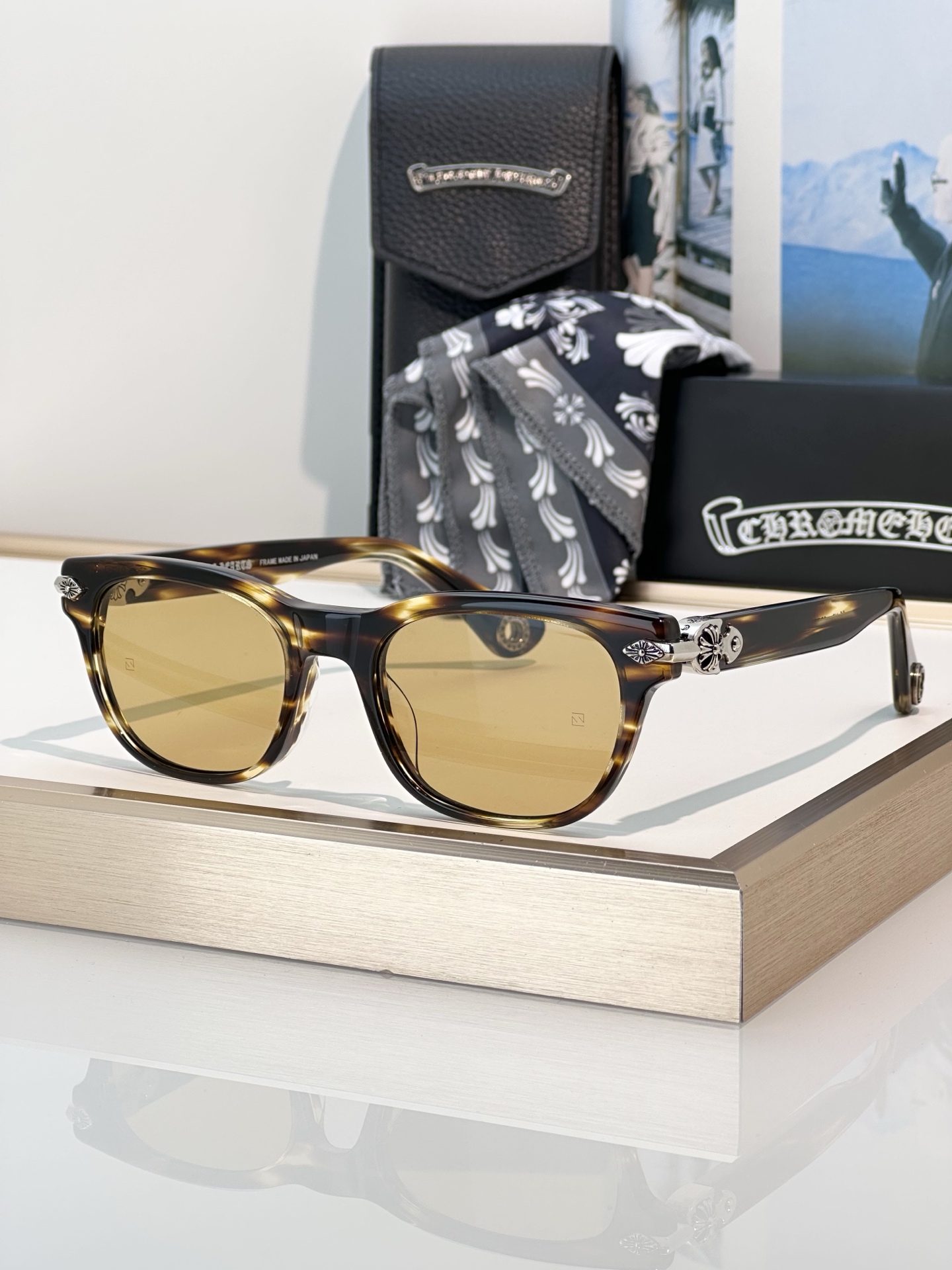 Designer Sunglasses WELL