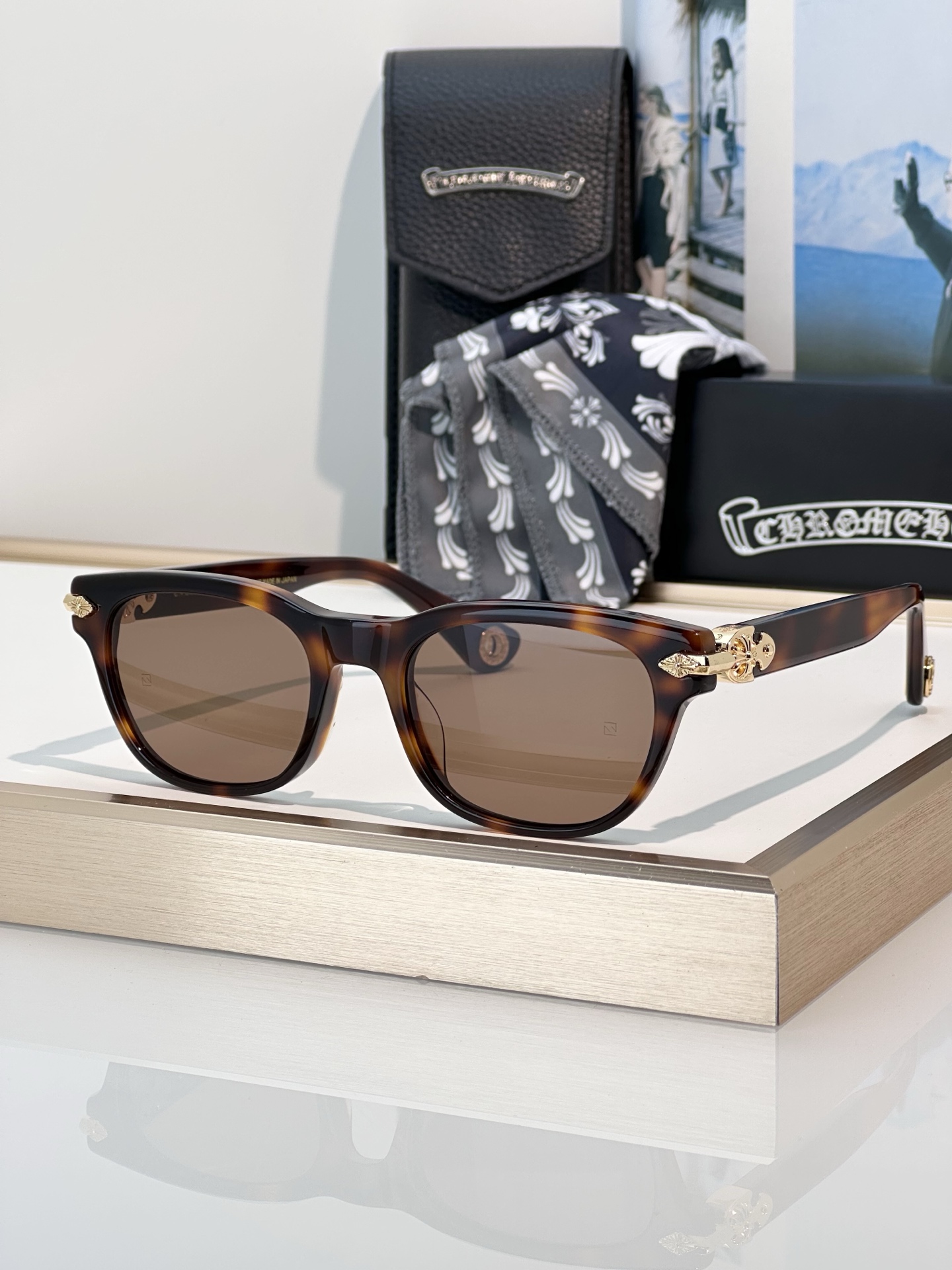 Designer Sunglasses WELL