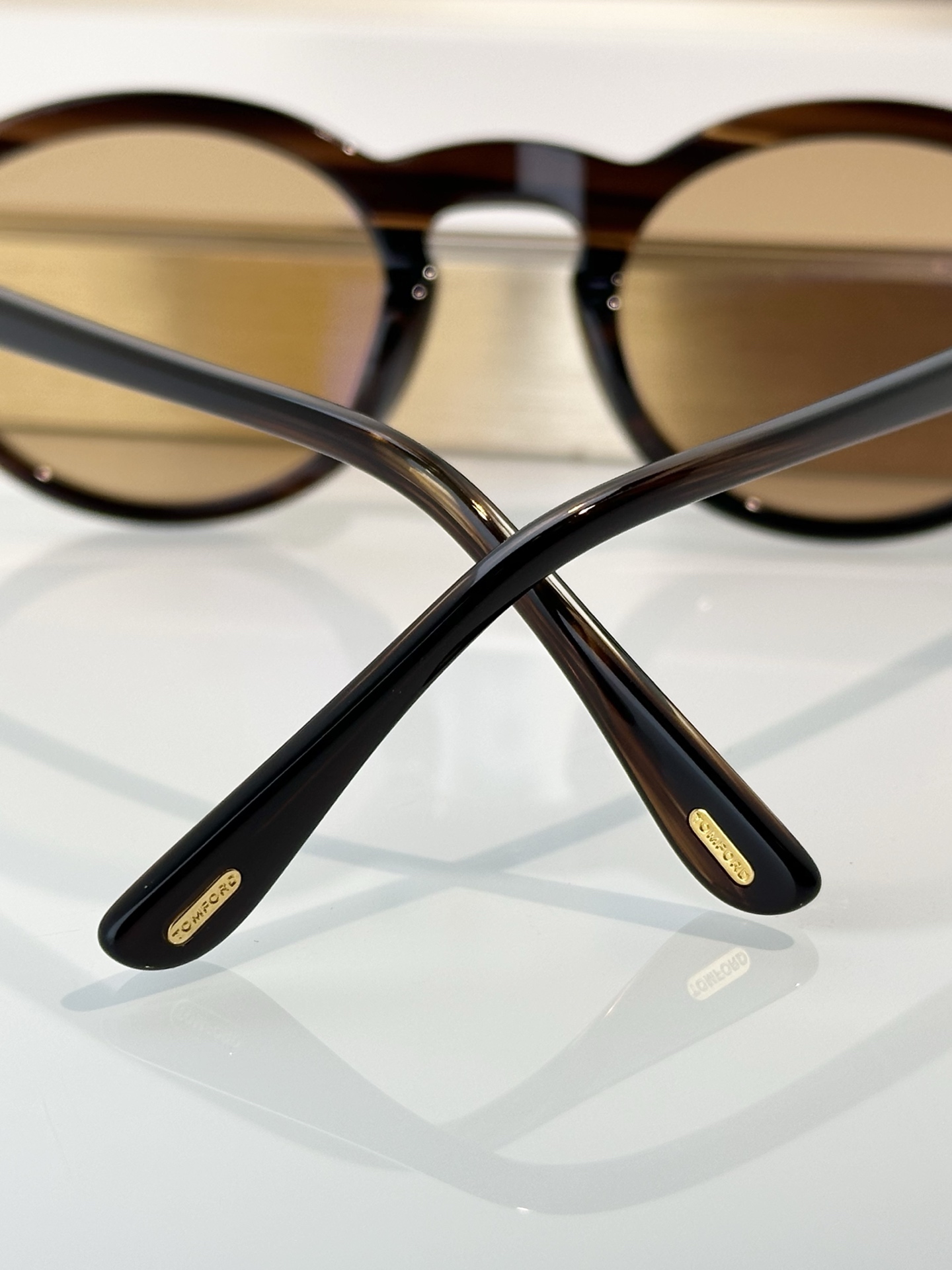Designer Sunglasses FT1332