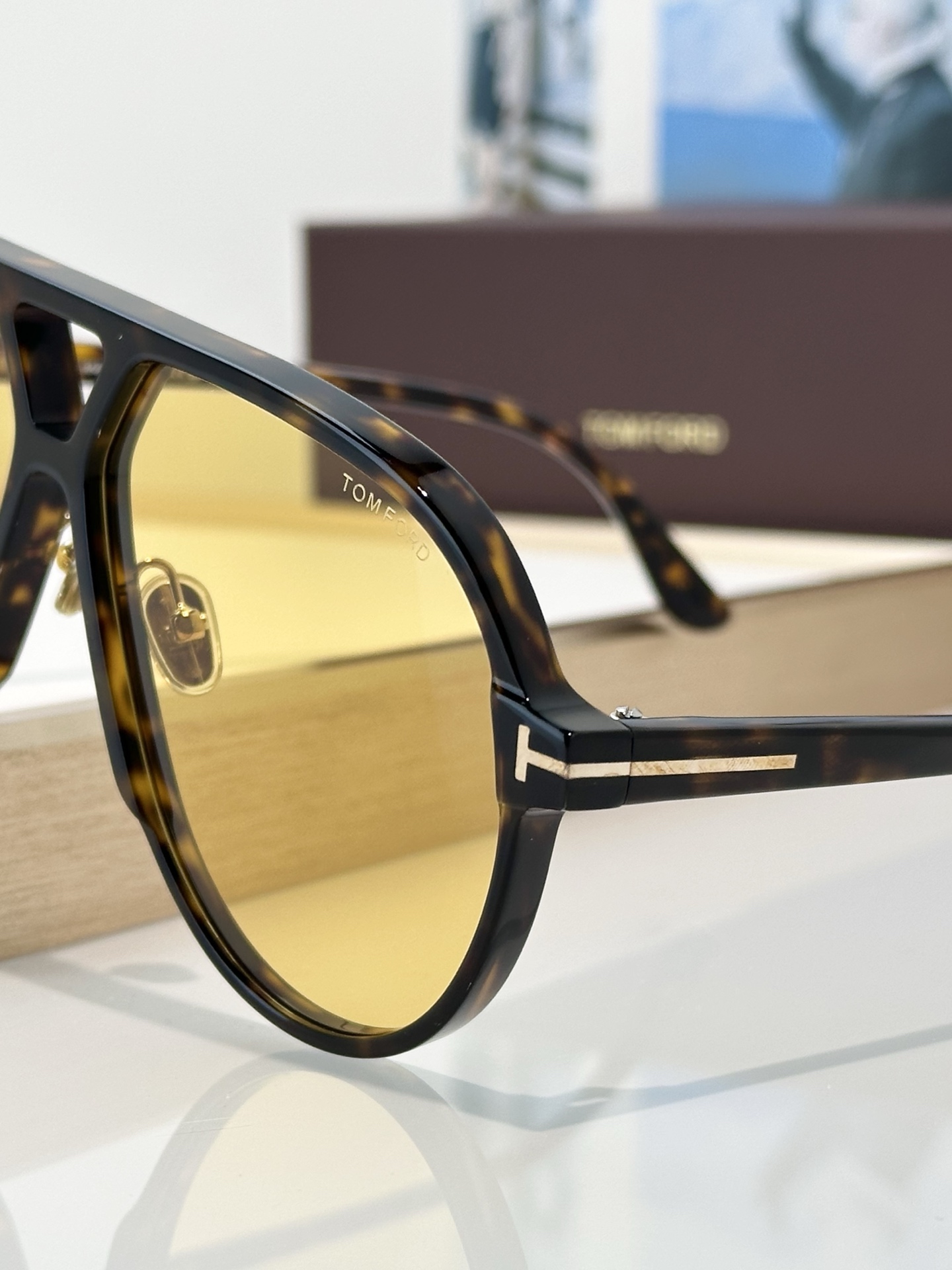 Designer Sunglasses FT1061
