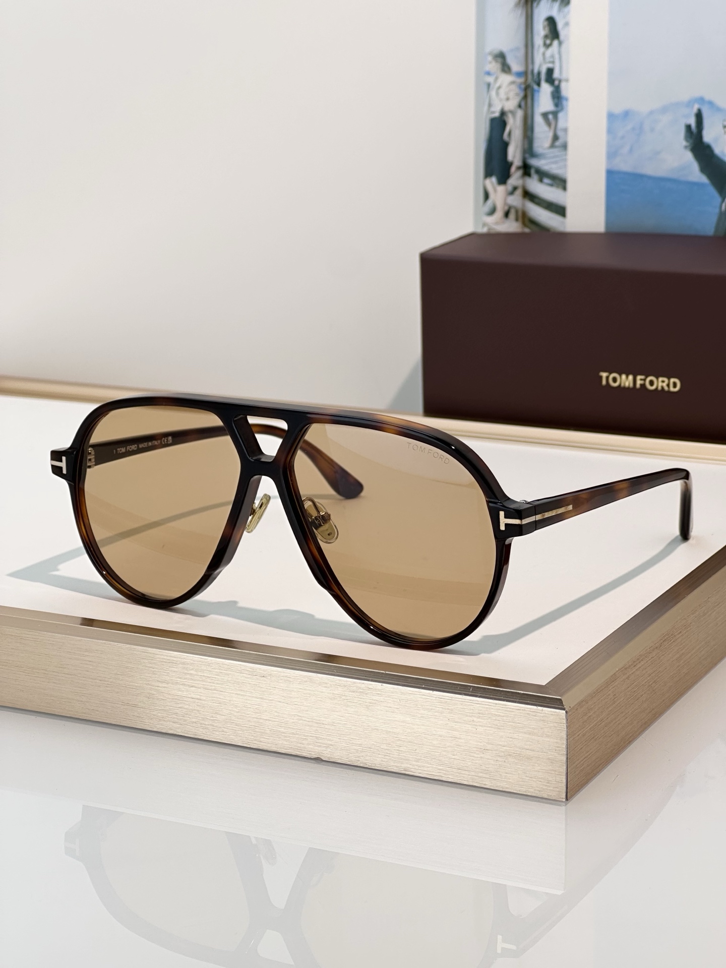 Designer Sunglasses FT1061
