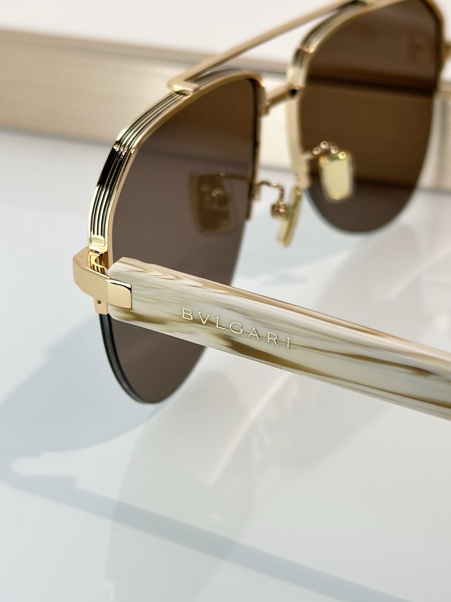 Bvlgari Sunglasses BV40090U