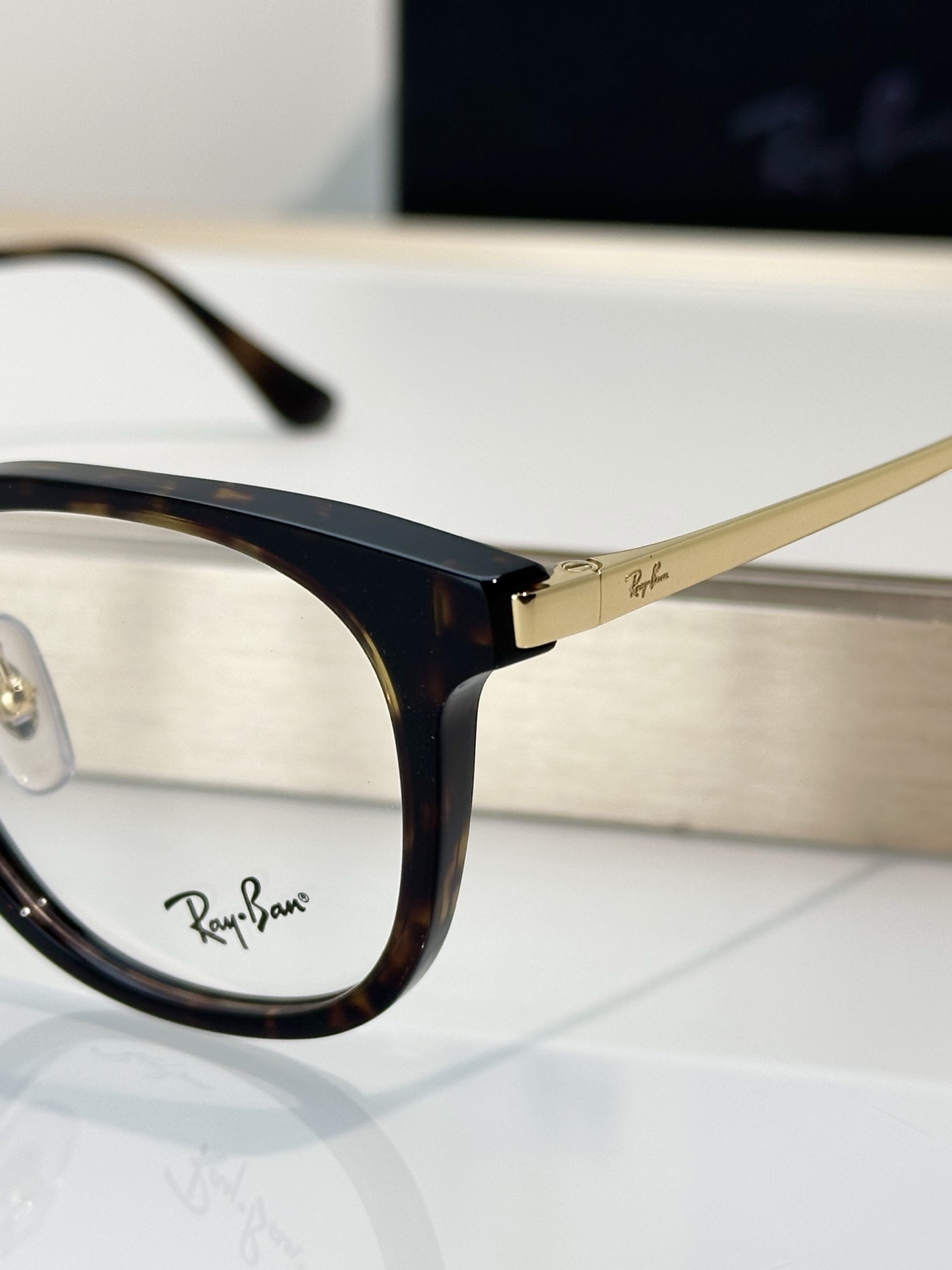 Designer Sunglasses RB5453D
