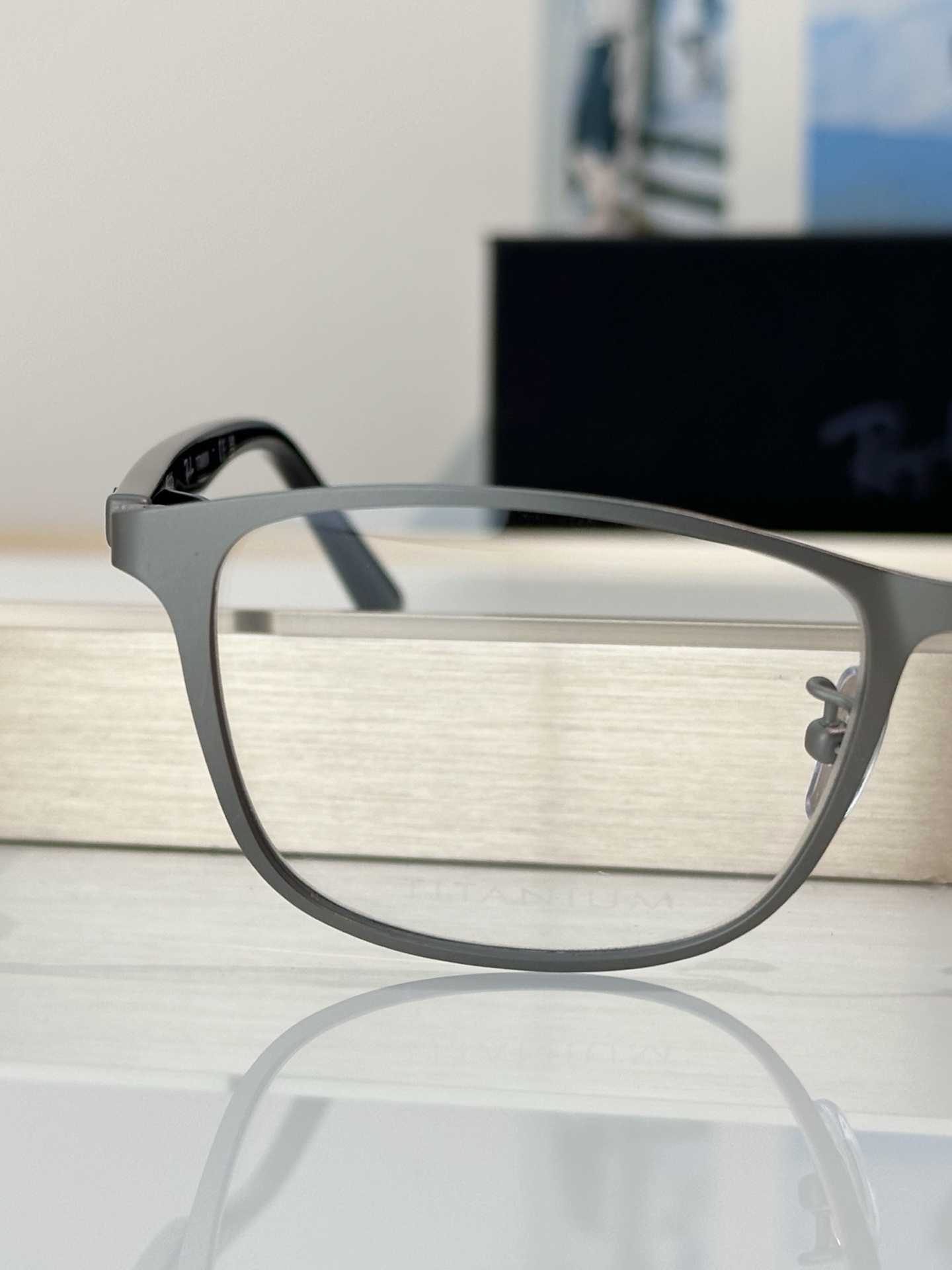 Designer Sunglasses RB8773D
