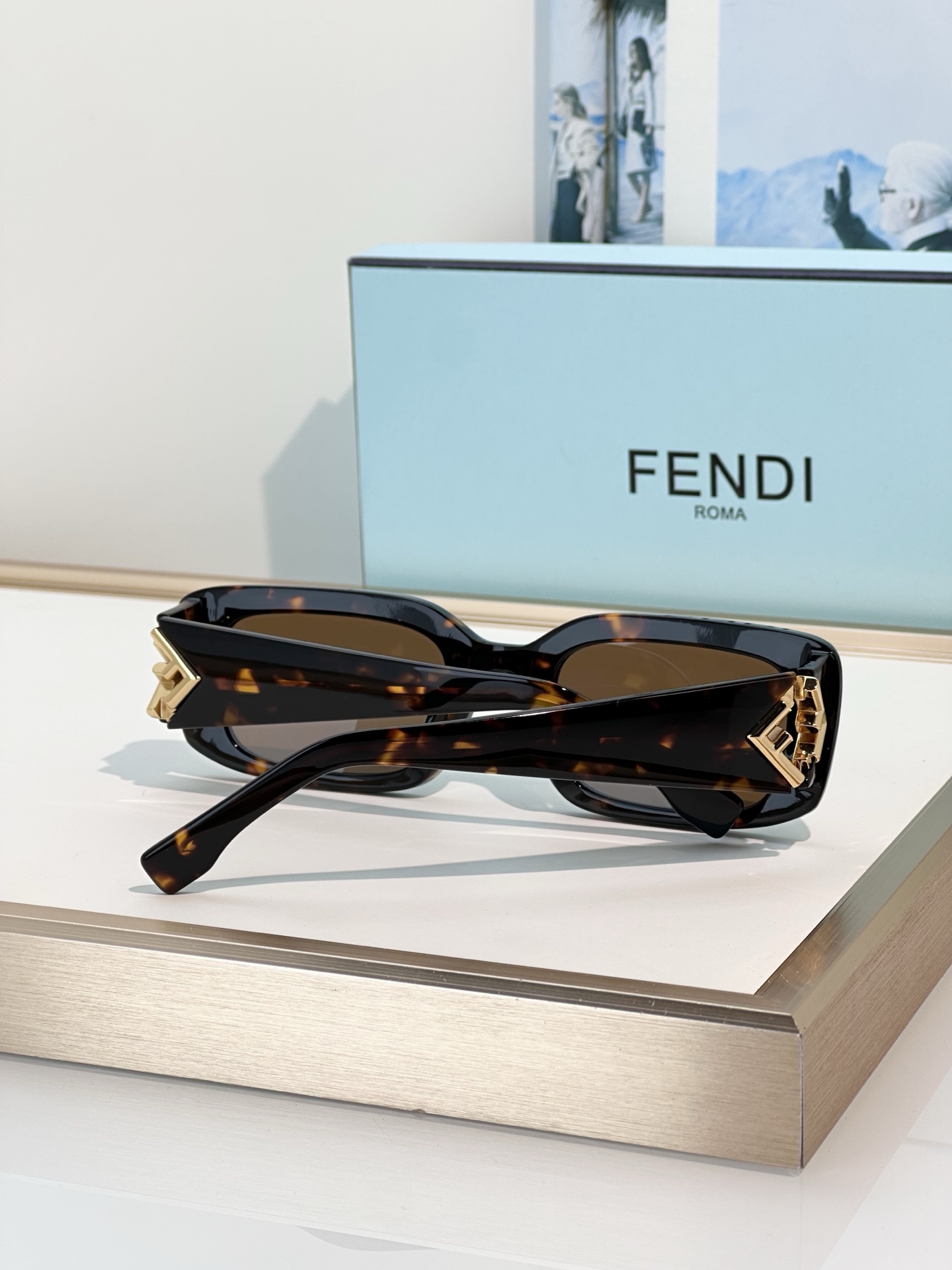 Designer Sunglasses FE40222I