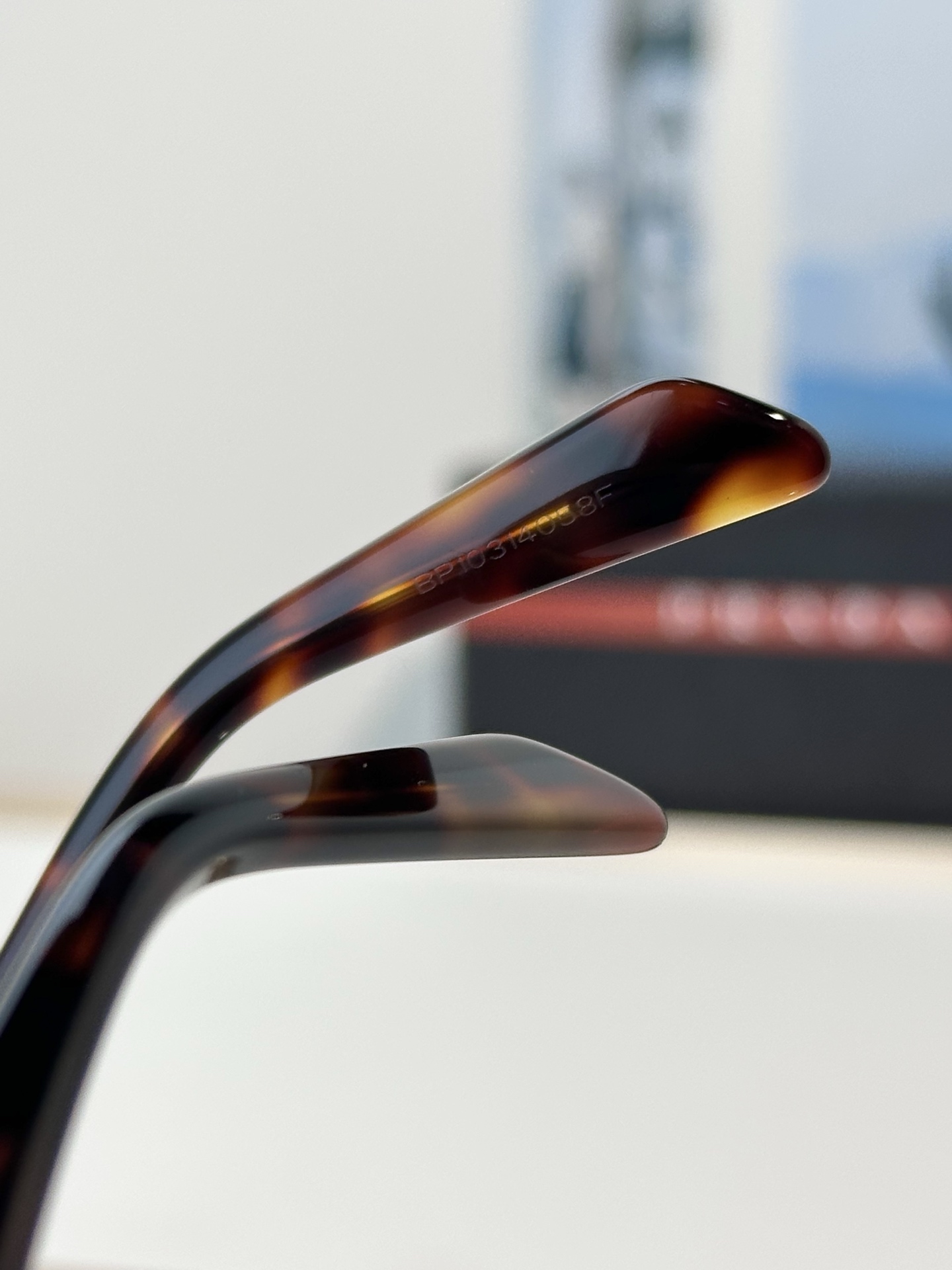 Designer Sunglasses VPR