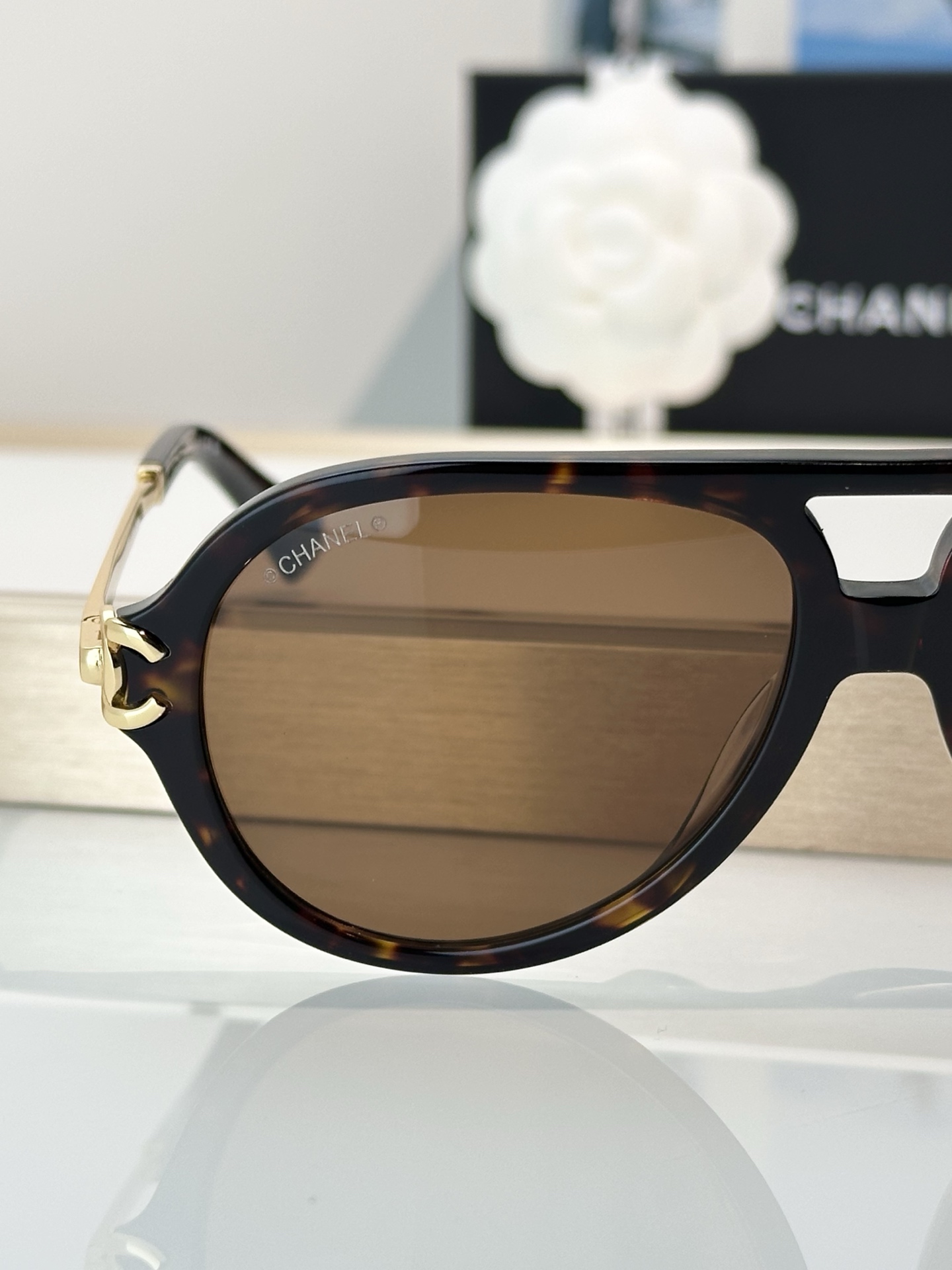 Chanel Sunglasses 5574