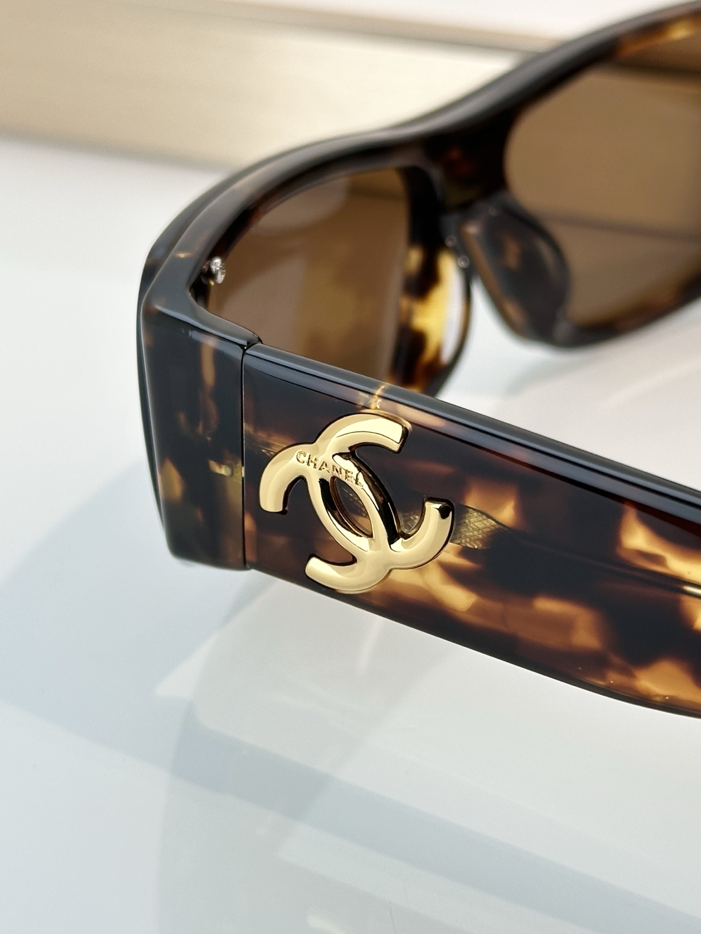 Chanel Sunglasses CH5071
