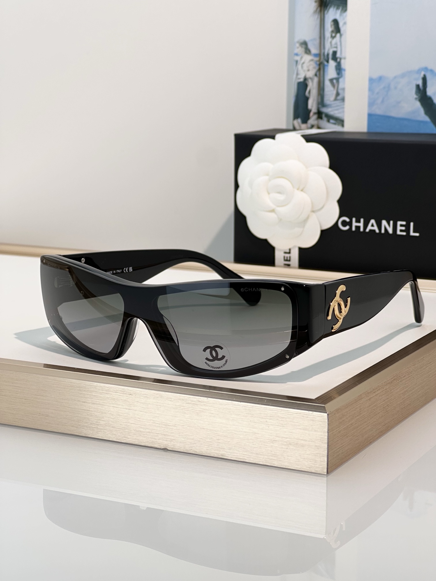 Chanel Sunglasses CH5071